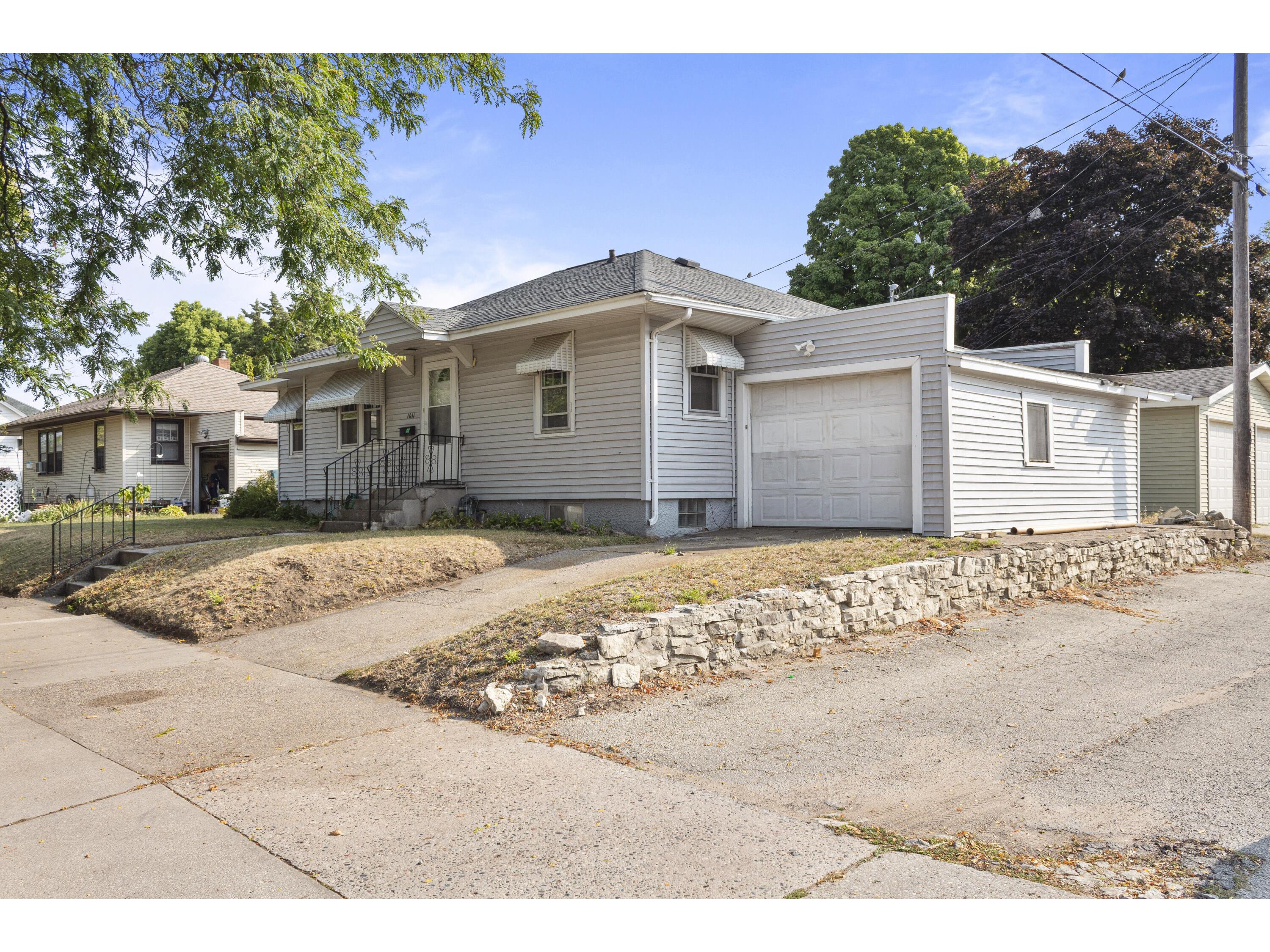 1011 17th La Crosse WI 54601 1850110 image1