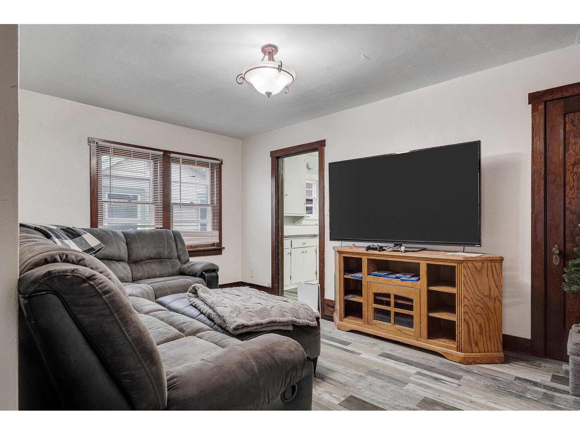 1012 7th #1014 La Crosse WI 54601 1958280 image19
