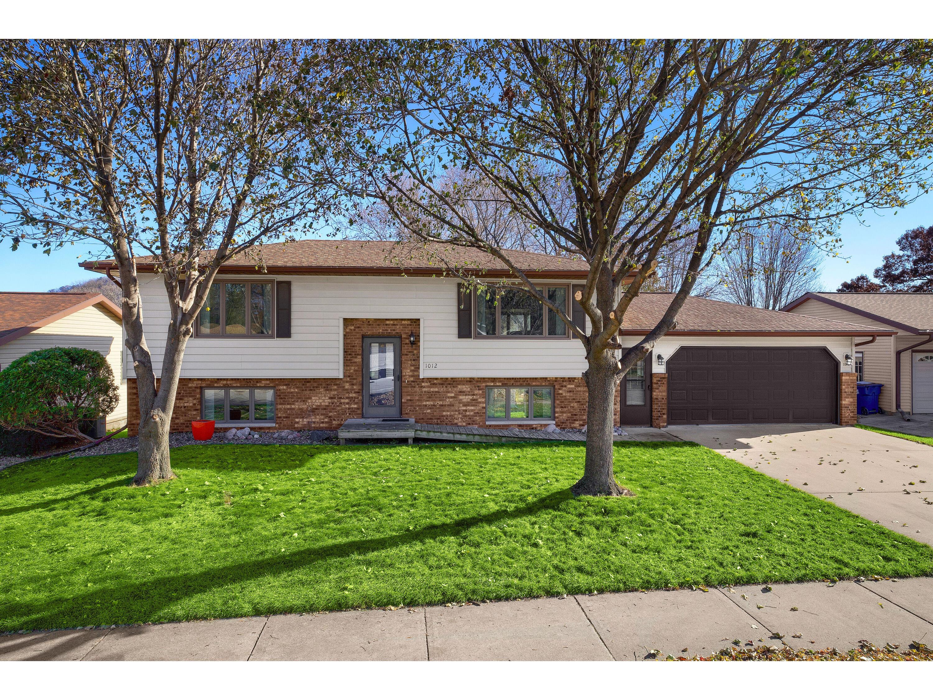 1012 Oak Onalaska WI 54650 1858074 image1