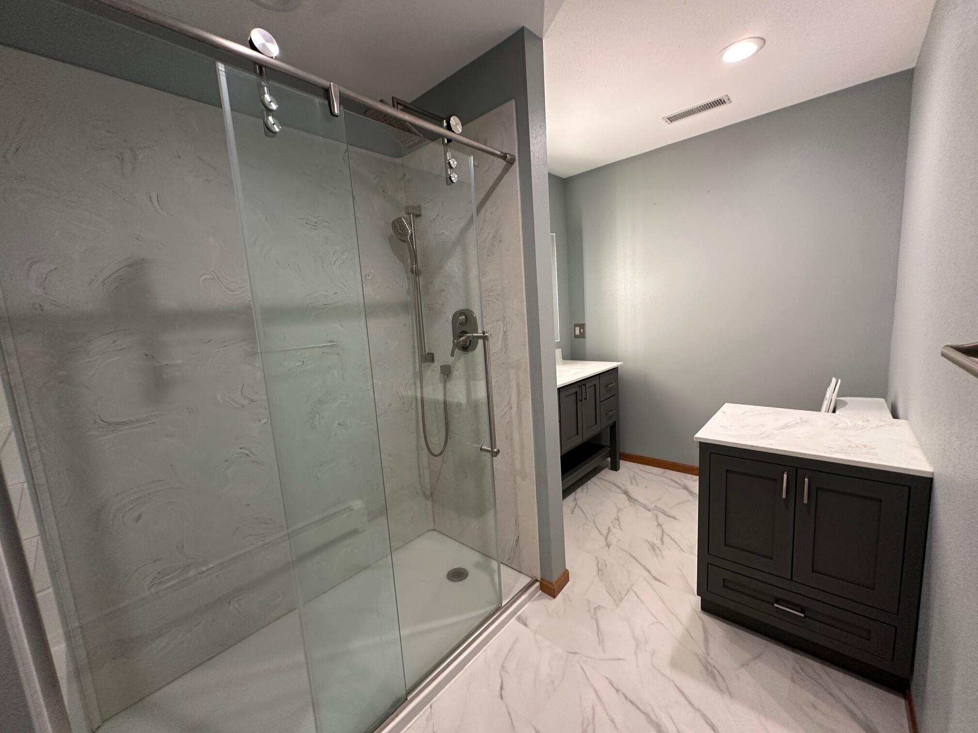 1014 Green Bay Onalaska WI 54650 1948999 image16