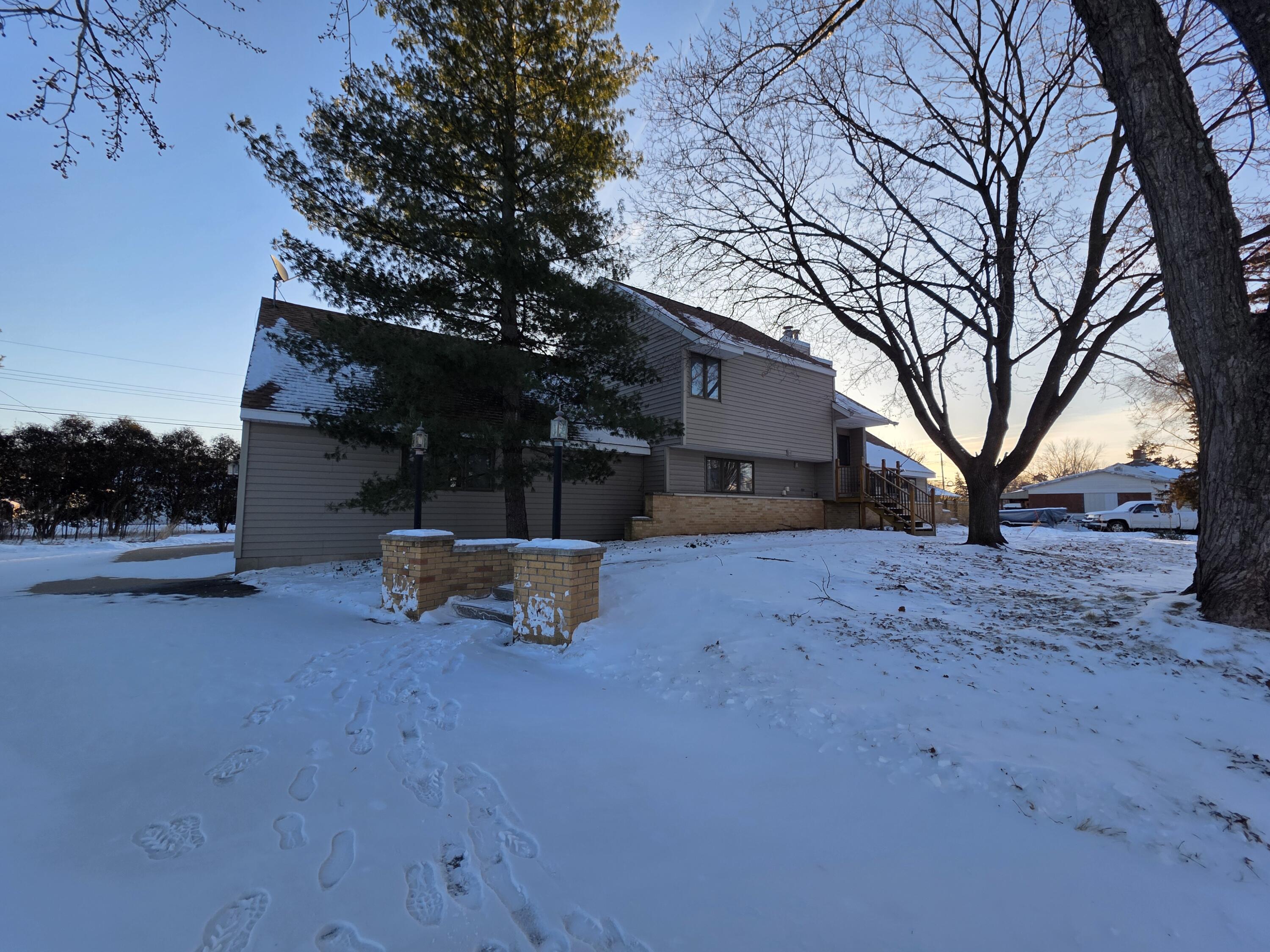 1014 S 6th Prairie Du Chien WI 53821 1949117 image1