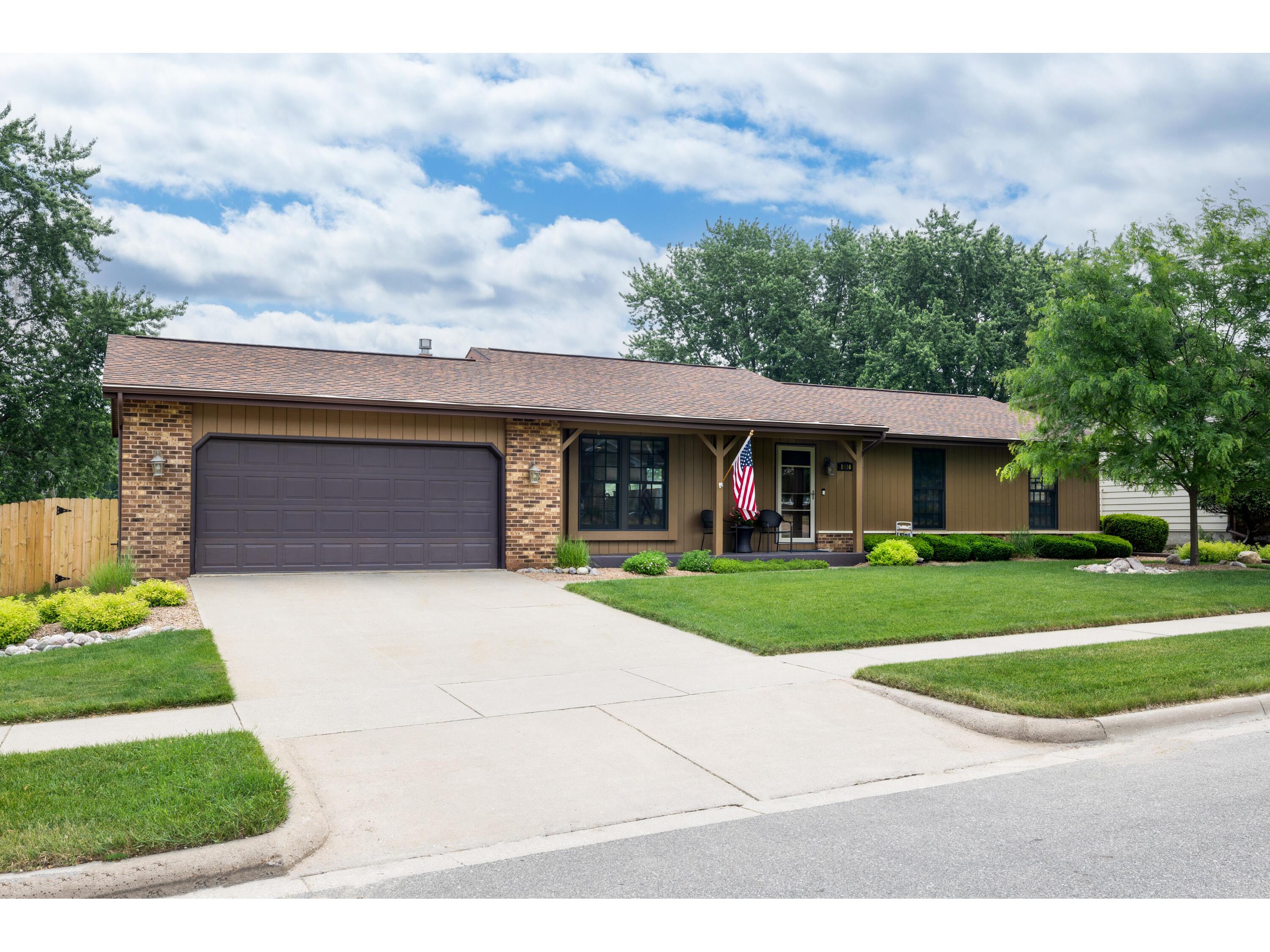 1016 Oak Ave N Onalaska WI 54650 1847571 image1