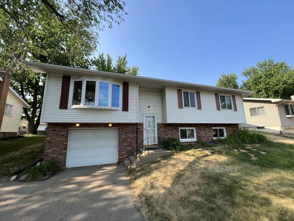 1017 Pierce Onalaska WI 54650 1839695 image1