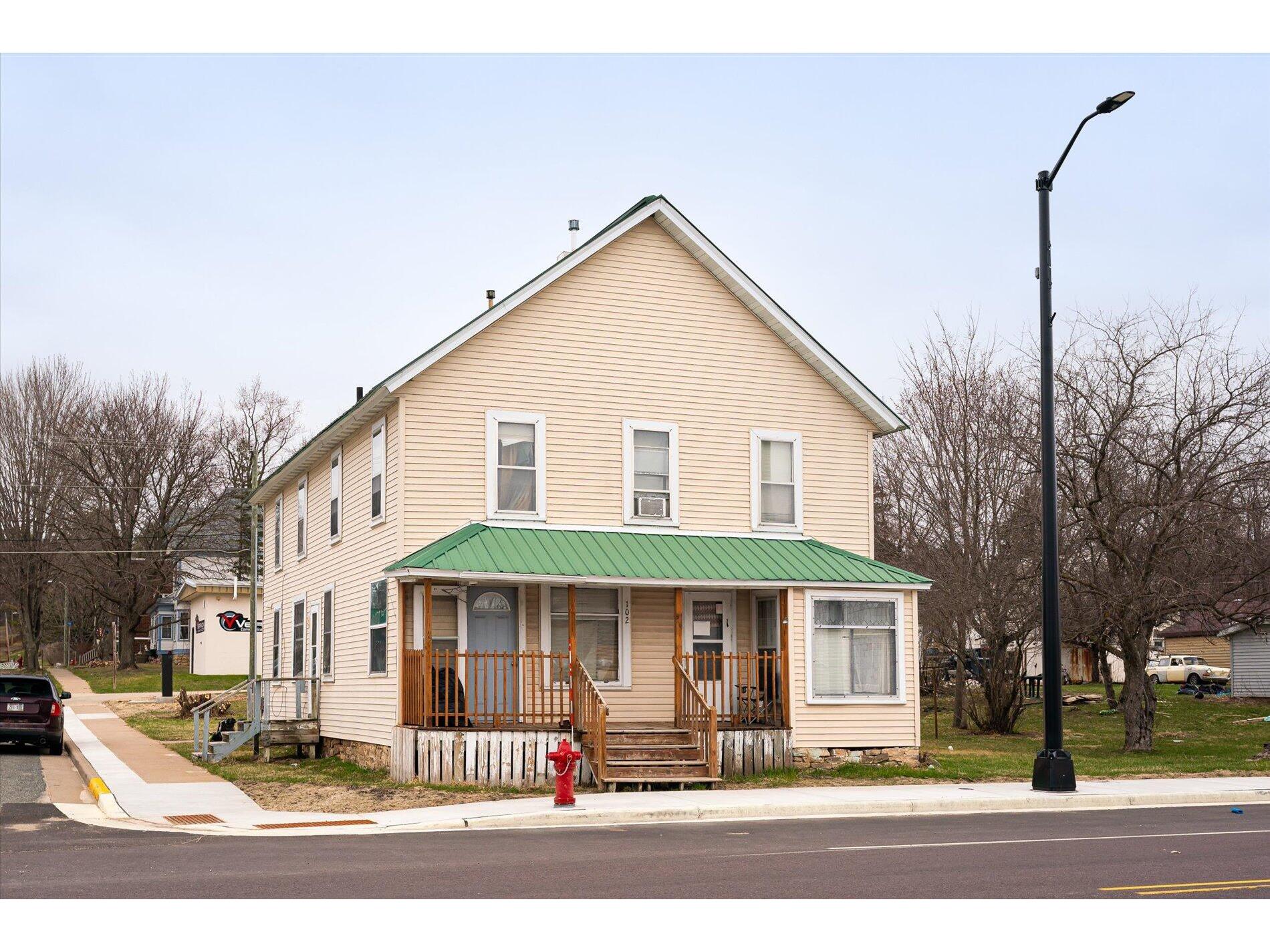 102 E Main St, La Farge, WI, 54639 MLS 7257367 Edina Realty