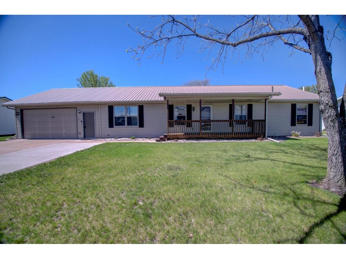 102 N Pearl Stoddard WI 54658 1959881 image1