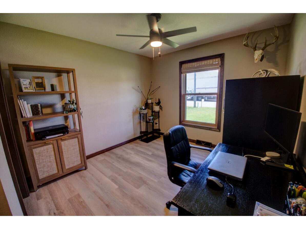102 N Pearl Stoddard WI 54658 1959881 image15