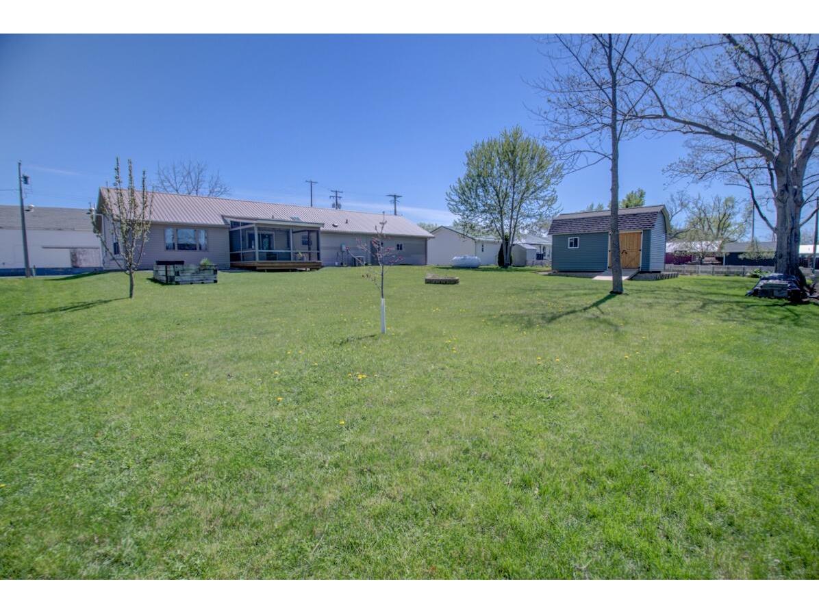 102 N Pearl Stoddard WI 54658 1959881 image26