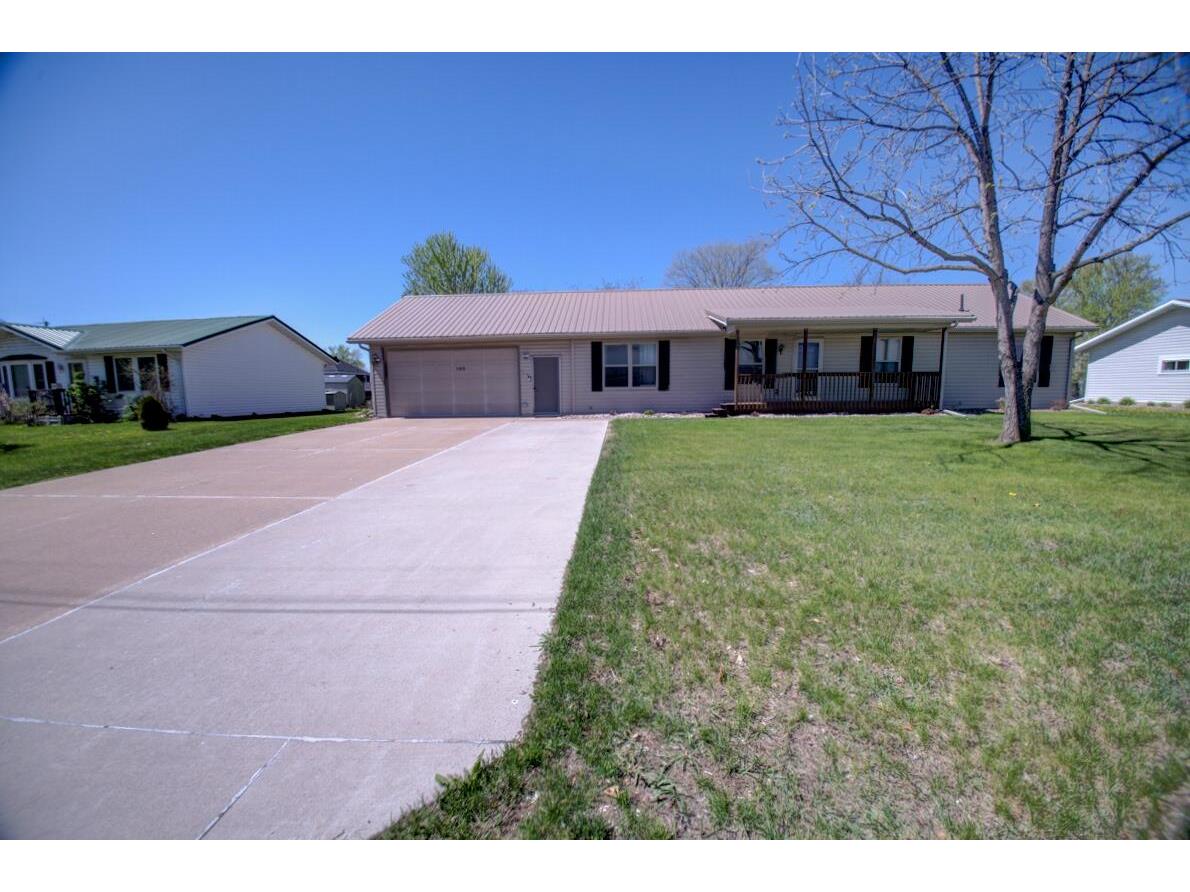 102 N Pearl Stoddard WI 54658 1959881 image30