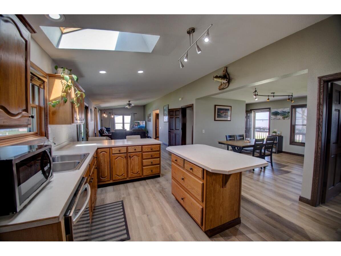 102 N Pearl Stoddard WI 54658 1959881 image5