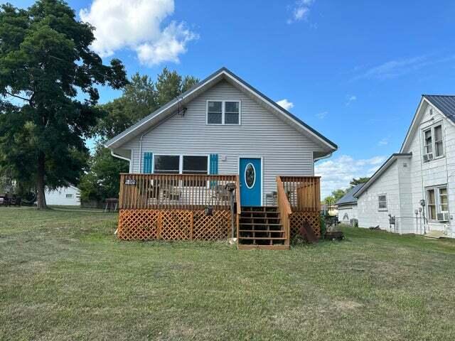 102 W Park Westby WI 54667 1868960 image1
