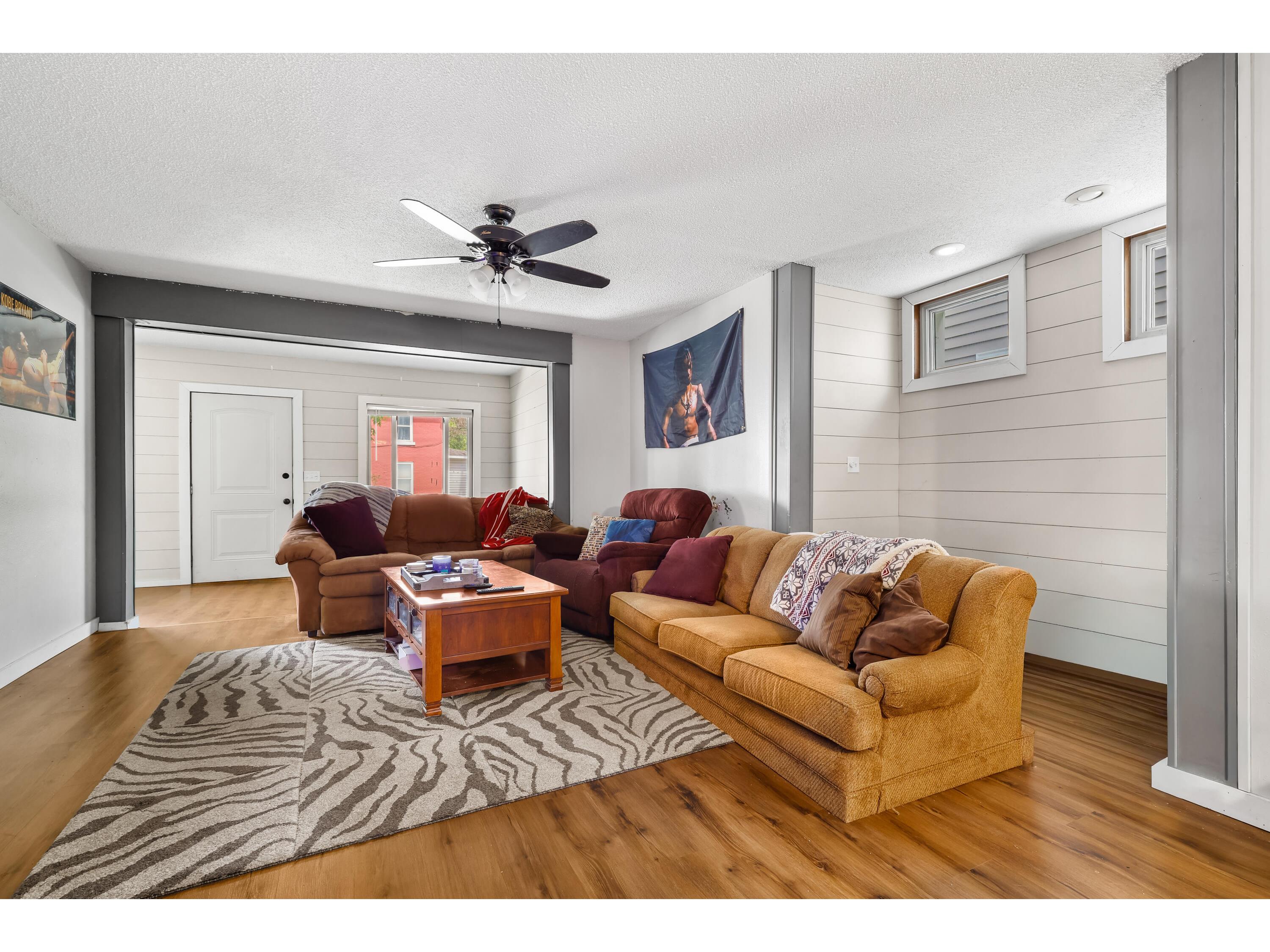 1020 Farnam La Crosse WI 54601 1961662 image2