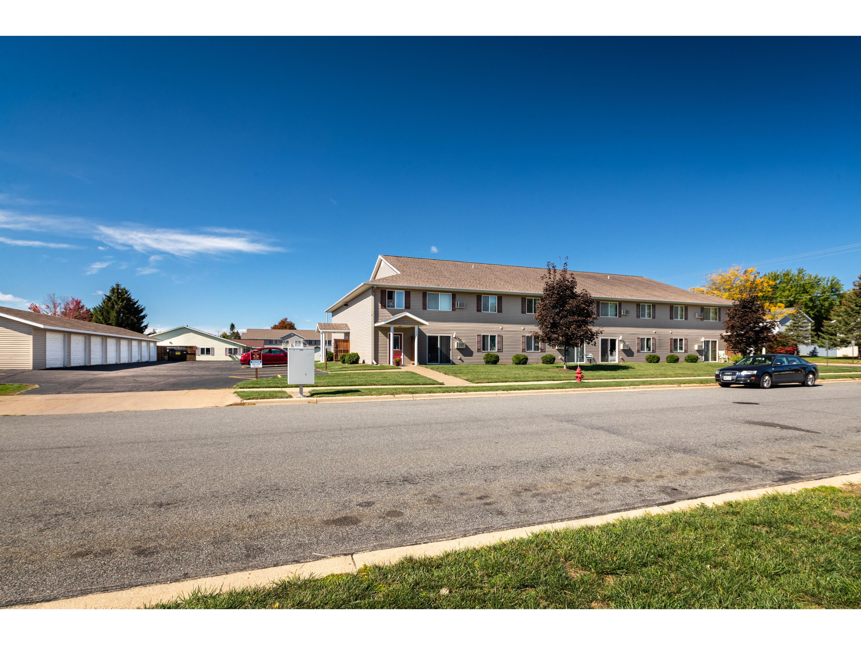 1021 Grandview Tomah WI 54660 1894653 image1