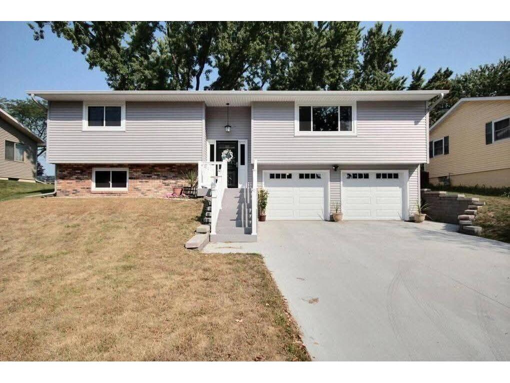 1025 Pierce Onalaska WI 54650 1954862 image1