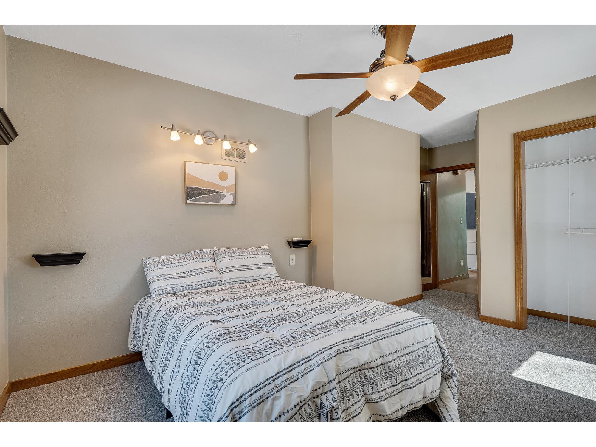 1028 Main Onalaska WI 54650 1954639 image10