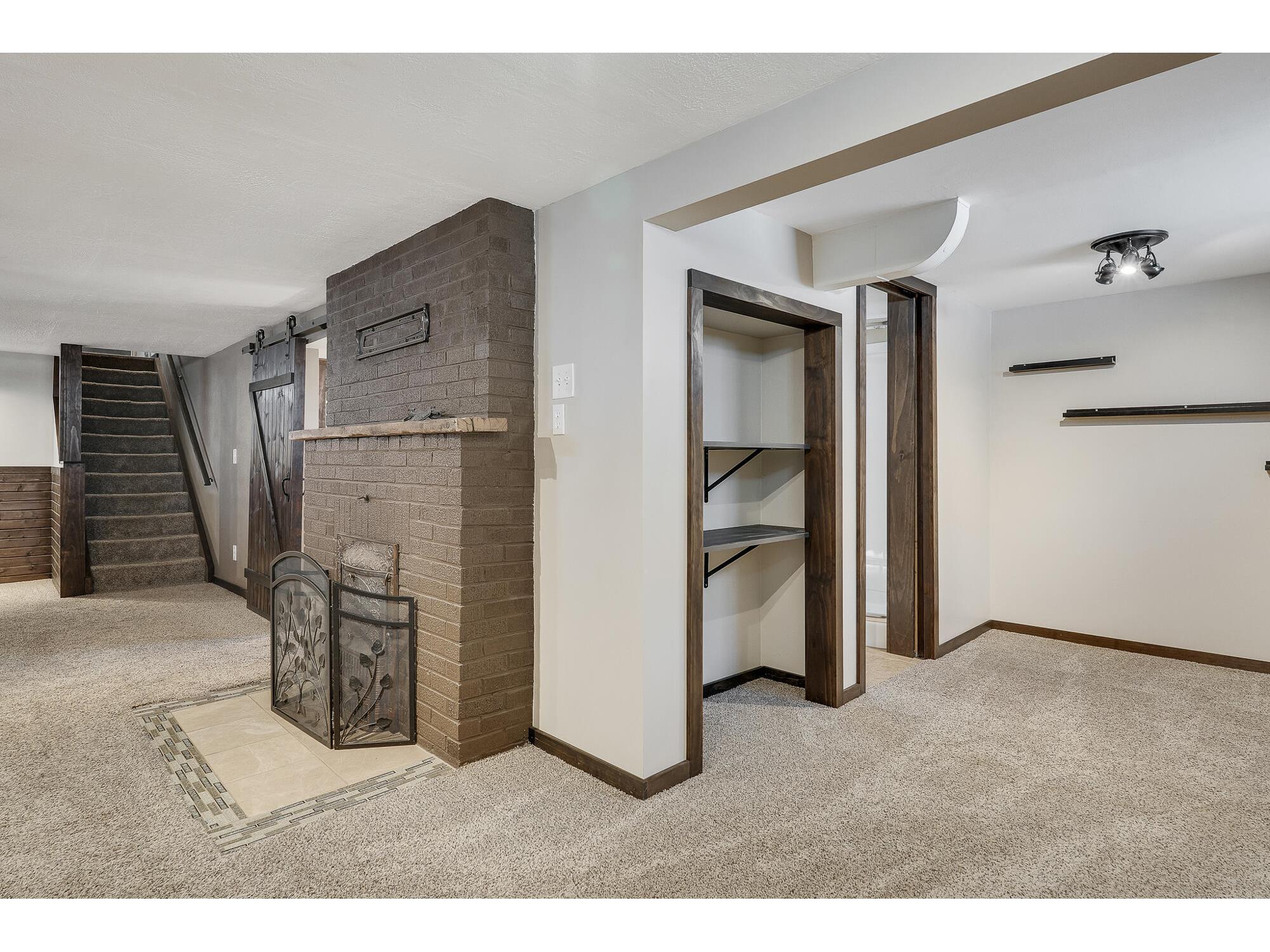 1028 Main Onalaska WI 54650 1954639 image18