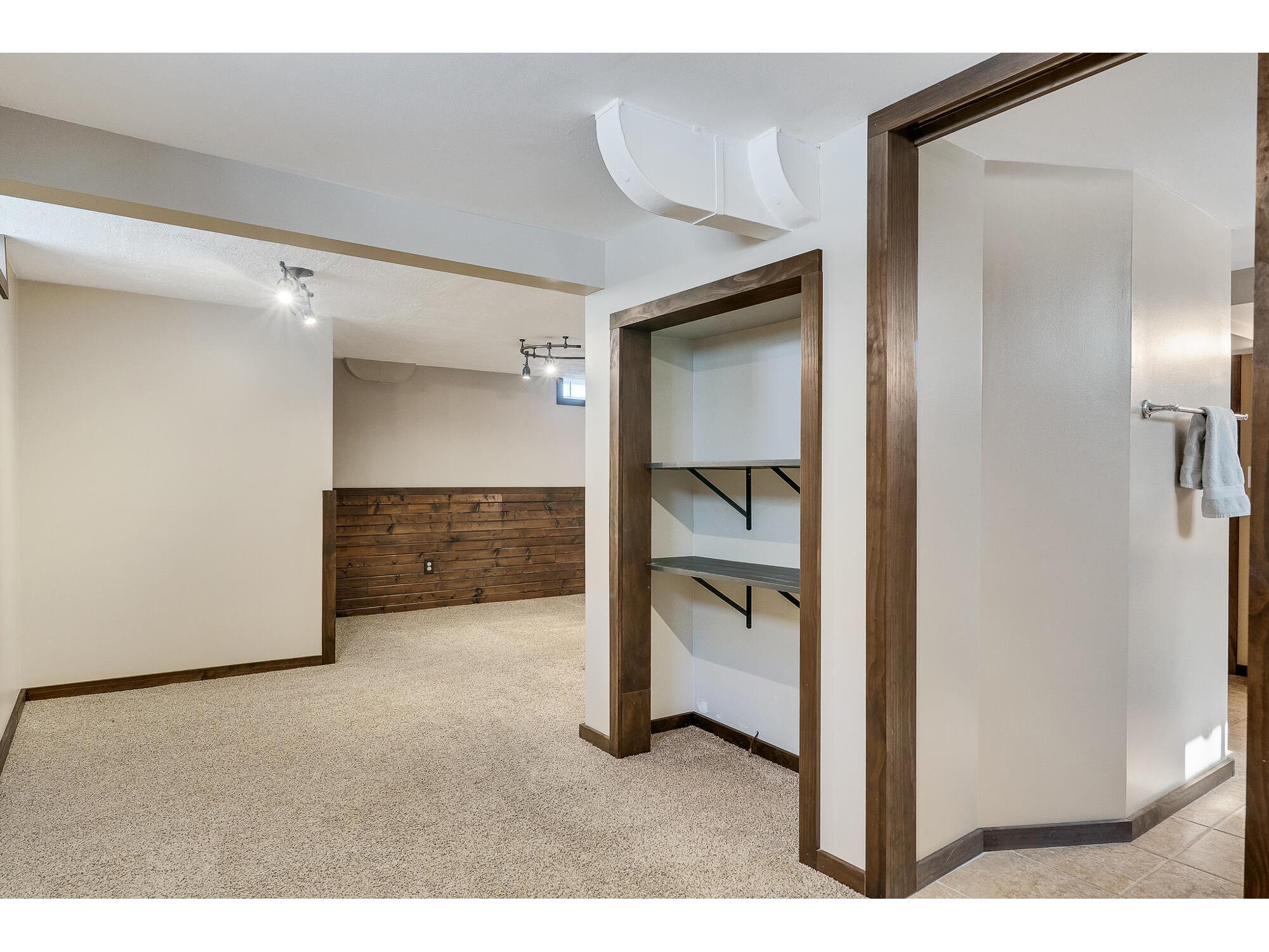 1028 Main Onalaska WI 54650 1954639 image19