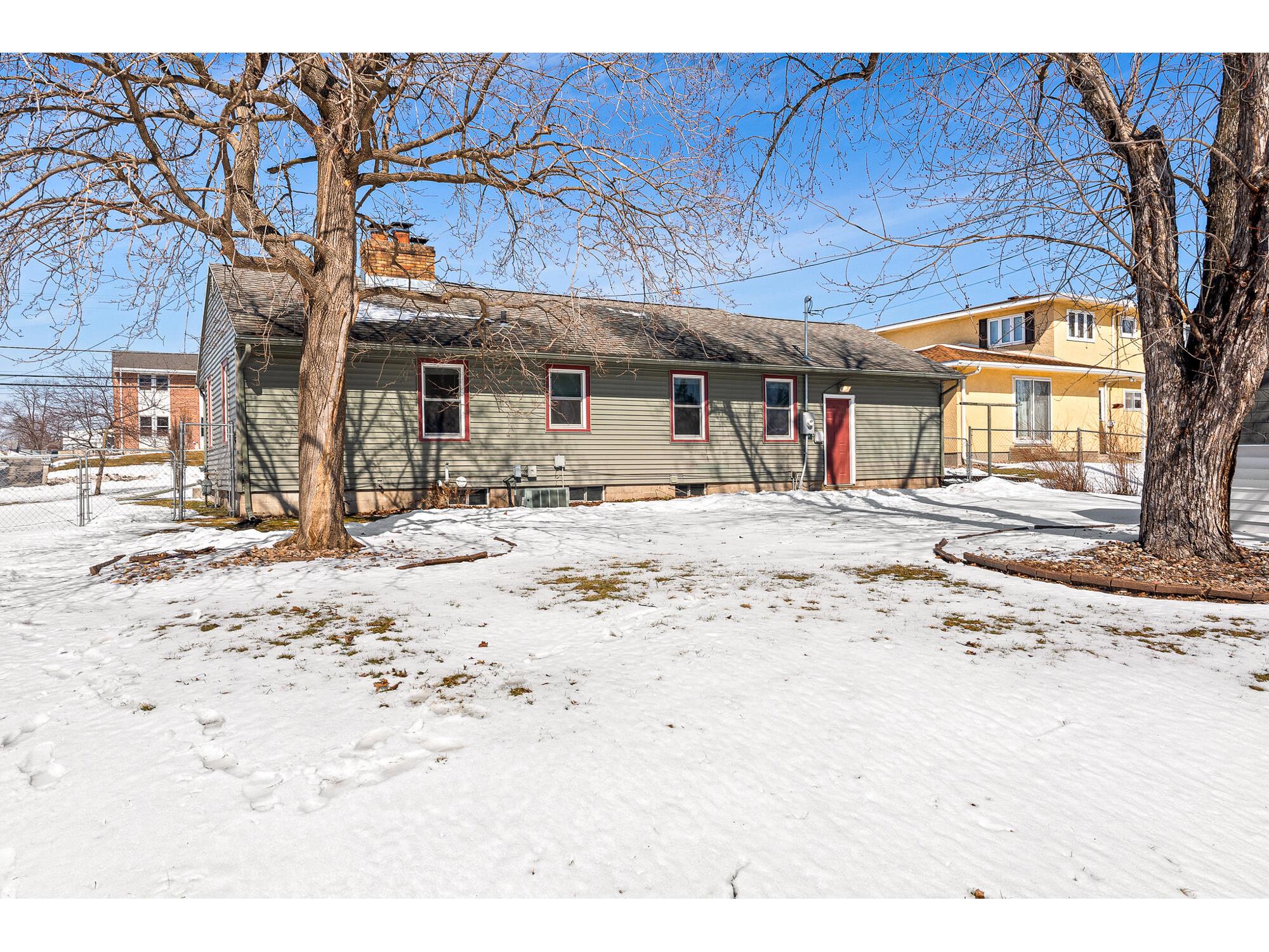 1028 Main Onalaska WI 54650 1954639 image23