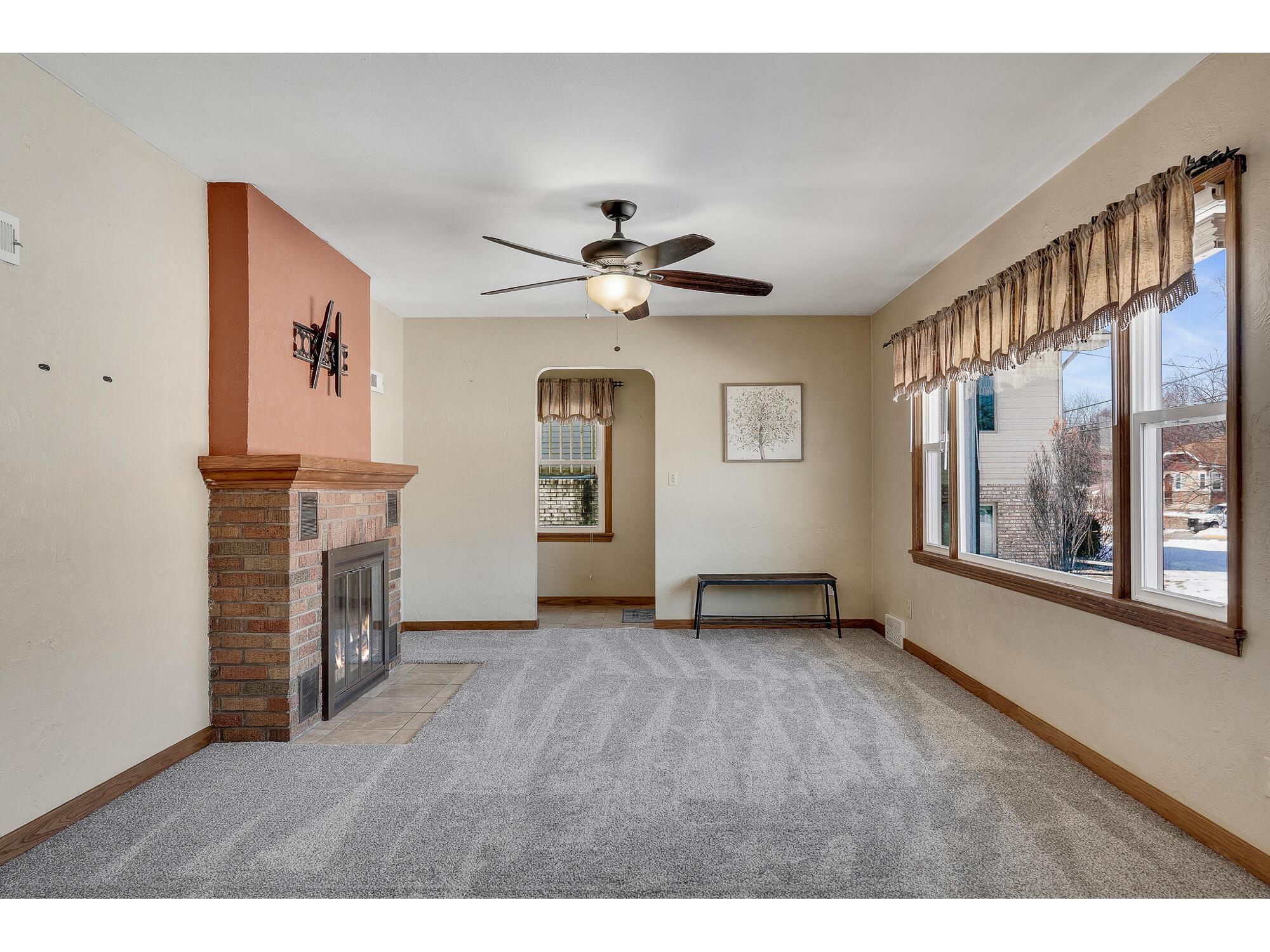 1028 Main Onalaska WI 54650 1954639 image3