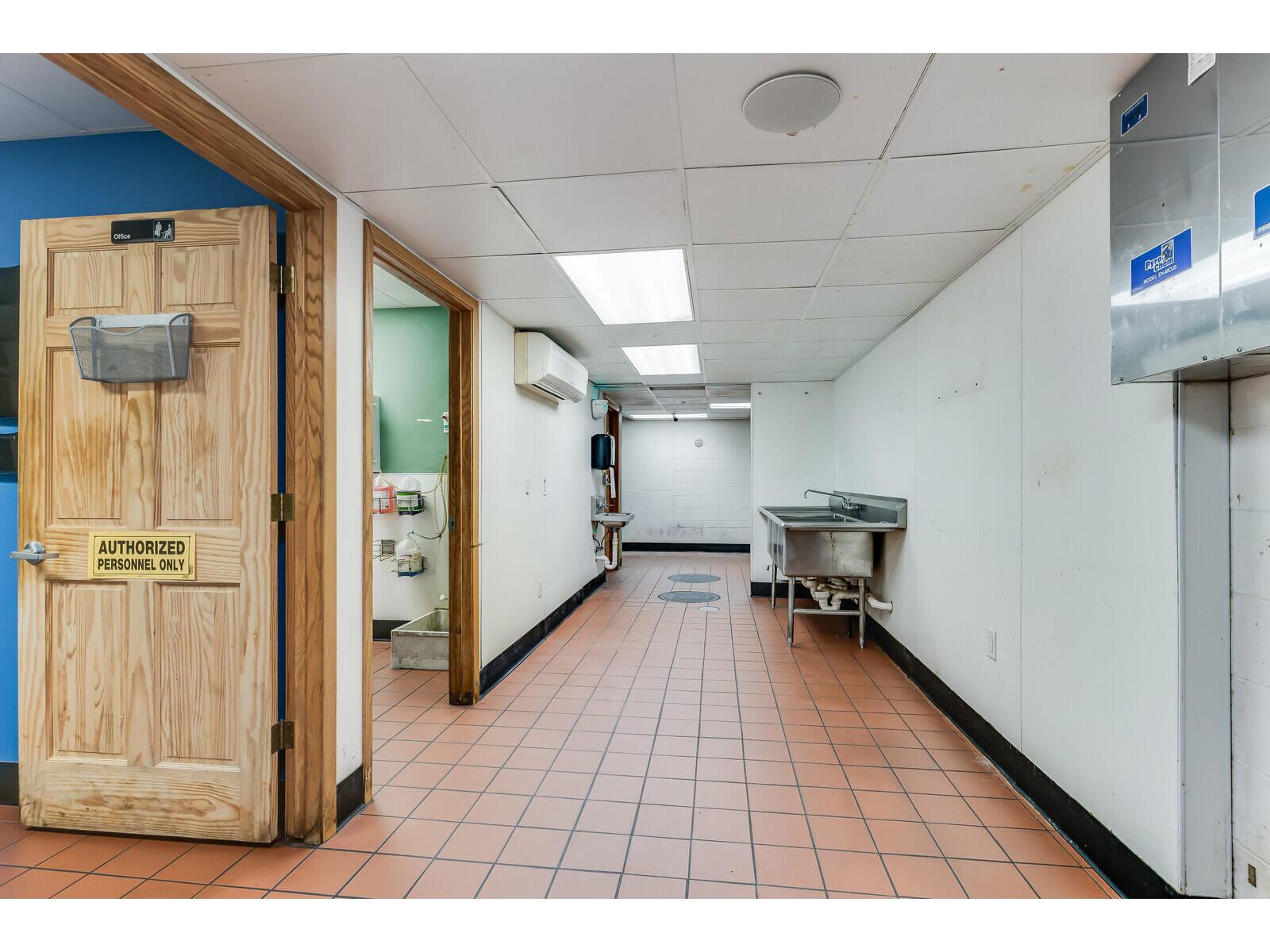 103 3RD #227 MAIN La Crosse WI 54601 1906313 image21