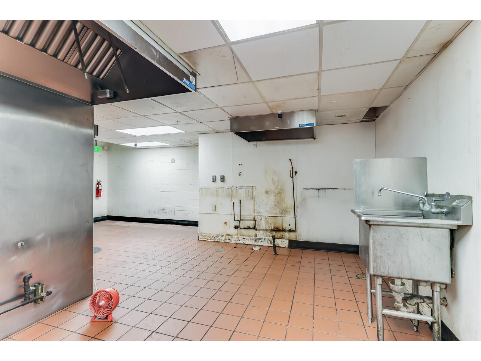 103 3RD #227 MAIN La Crosse WI 54601 1906313 image23