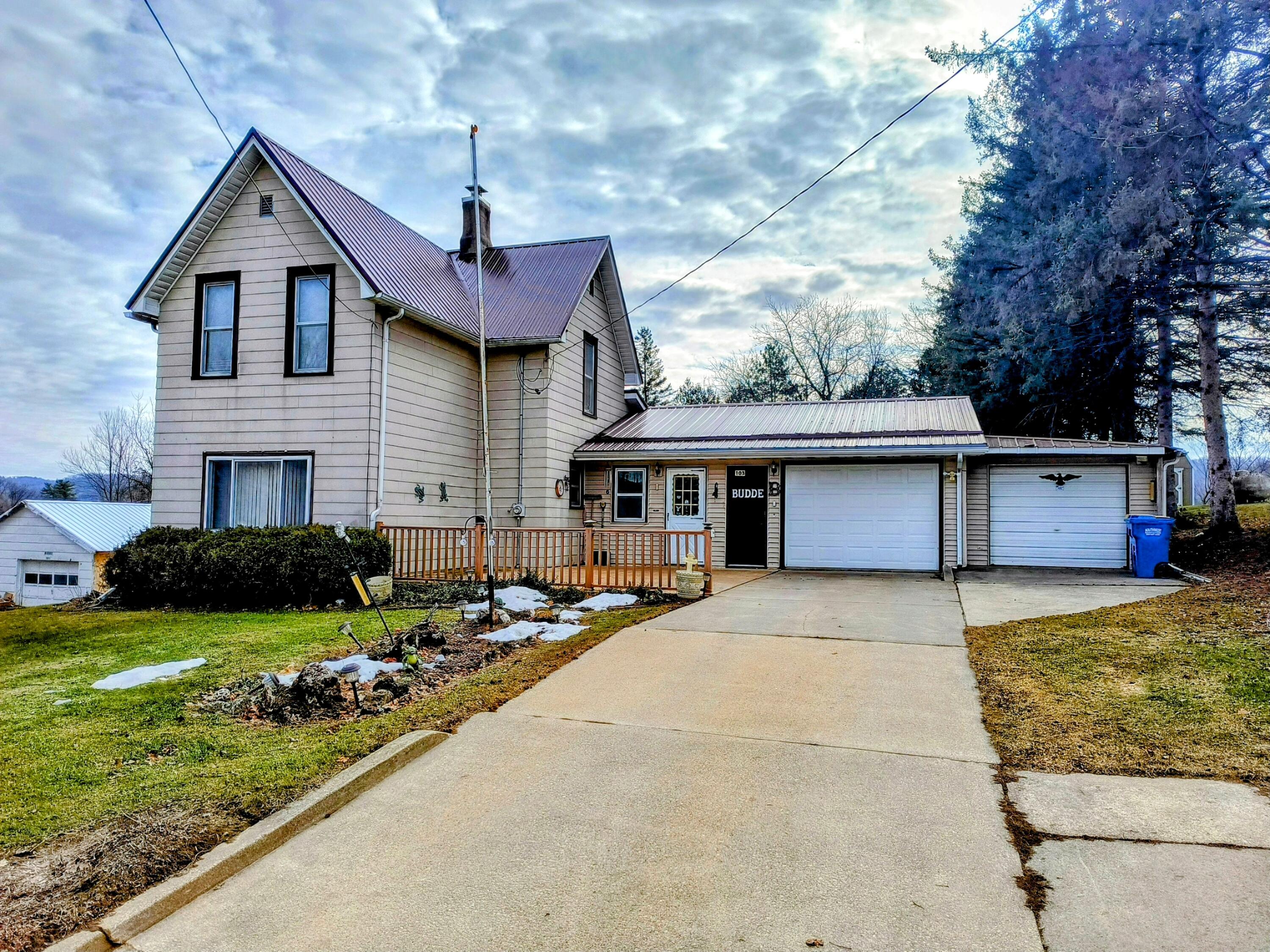 103 Church Ontario WI 54651 1864638 image1