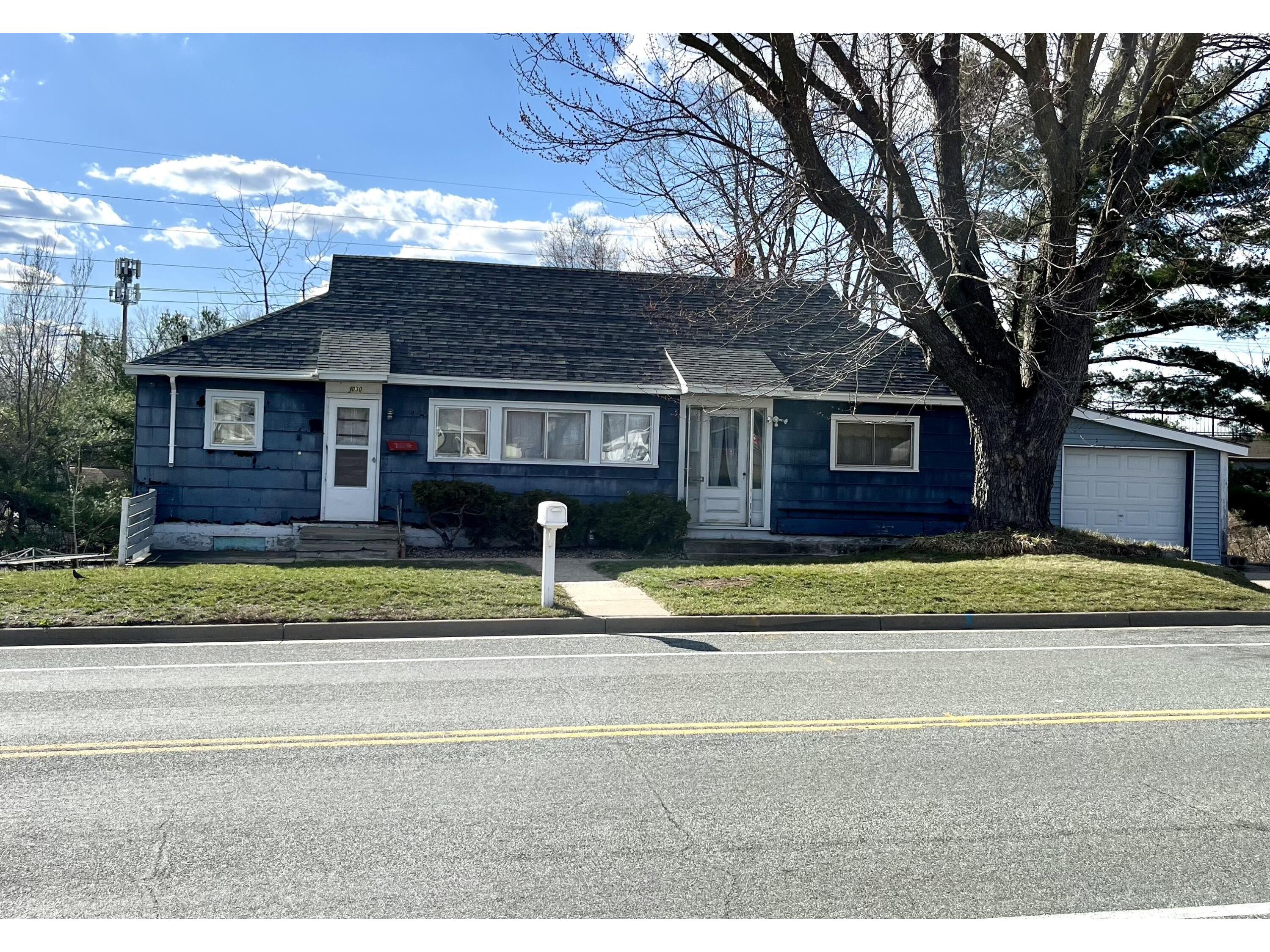 1030 Oak Onalaska WI 54650 1867912 image1