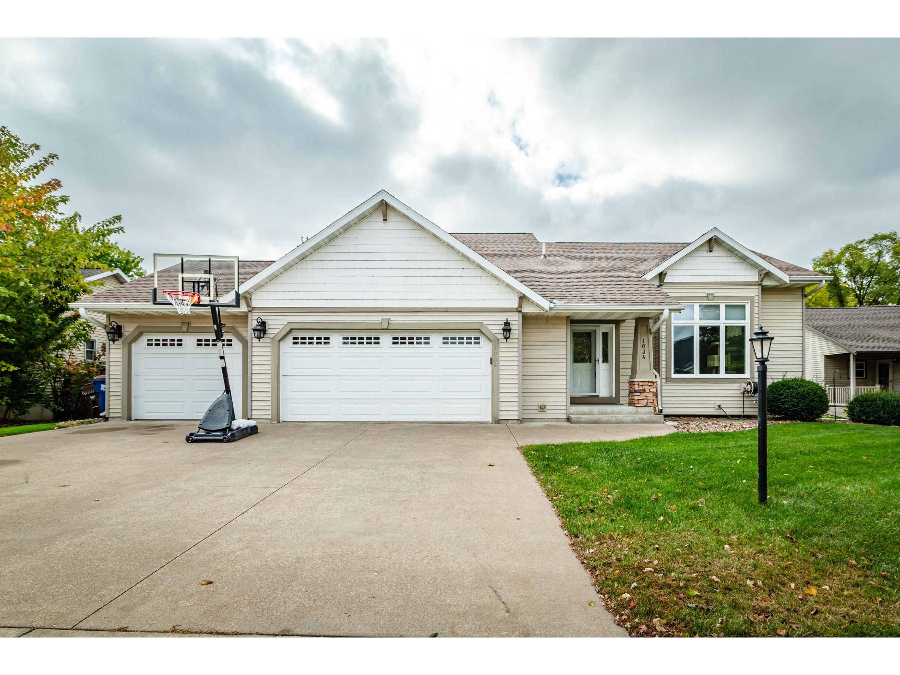 1034 Streblow Onalaska WI 54650 1854450 image1