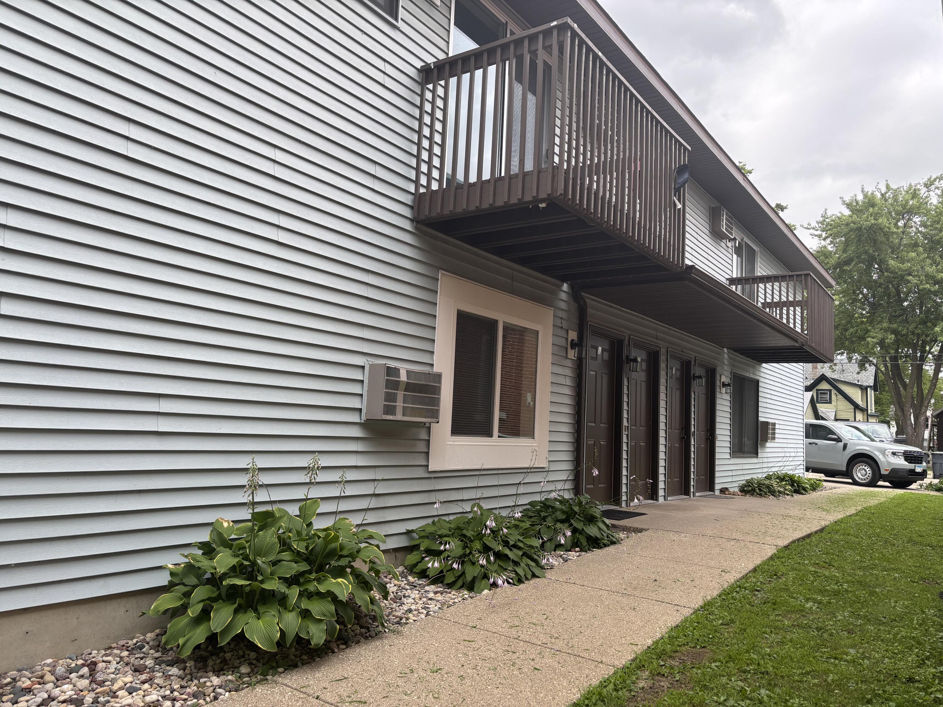 1035 Green Bay La Crosse WI 54601 1927830 image1