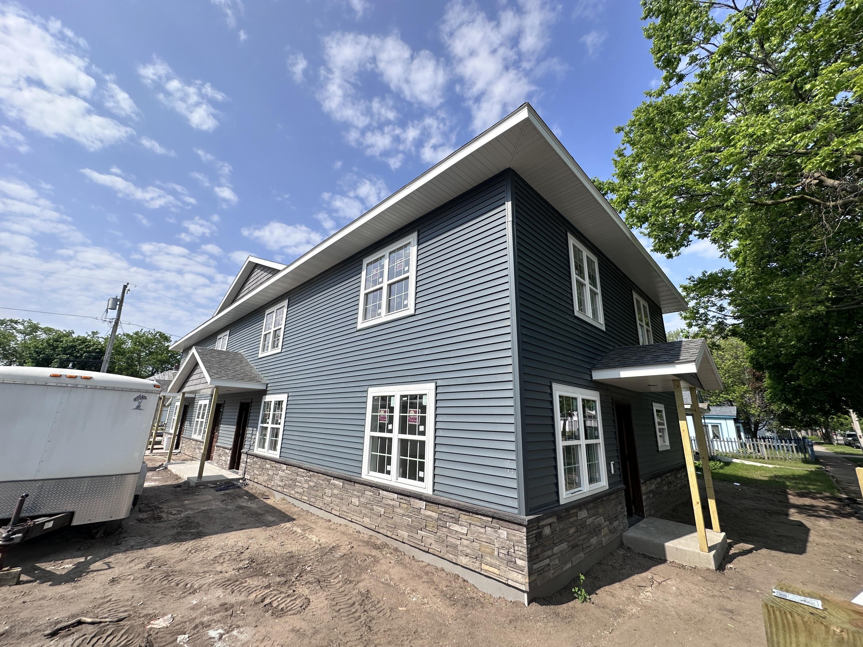 1038 Denton La Crosse WI 54601 1831280 image1