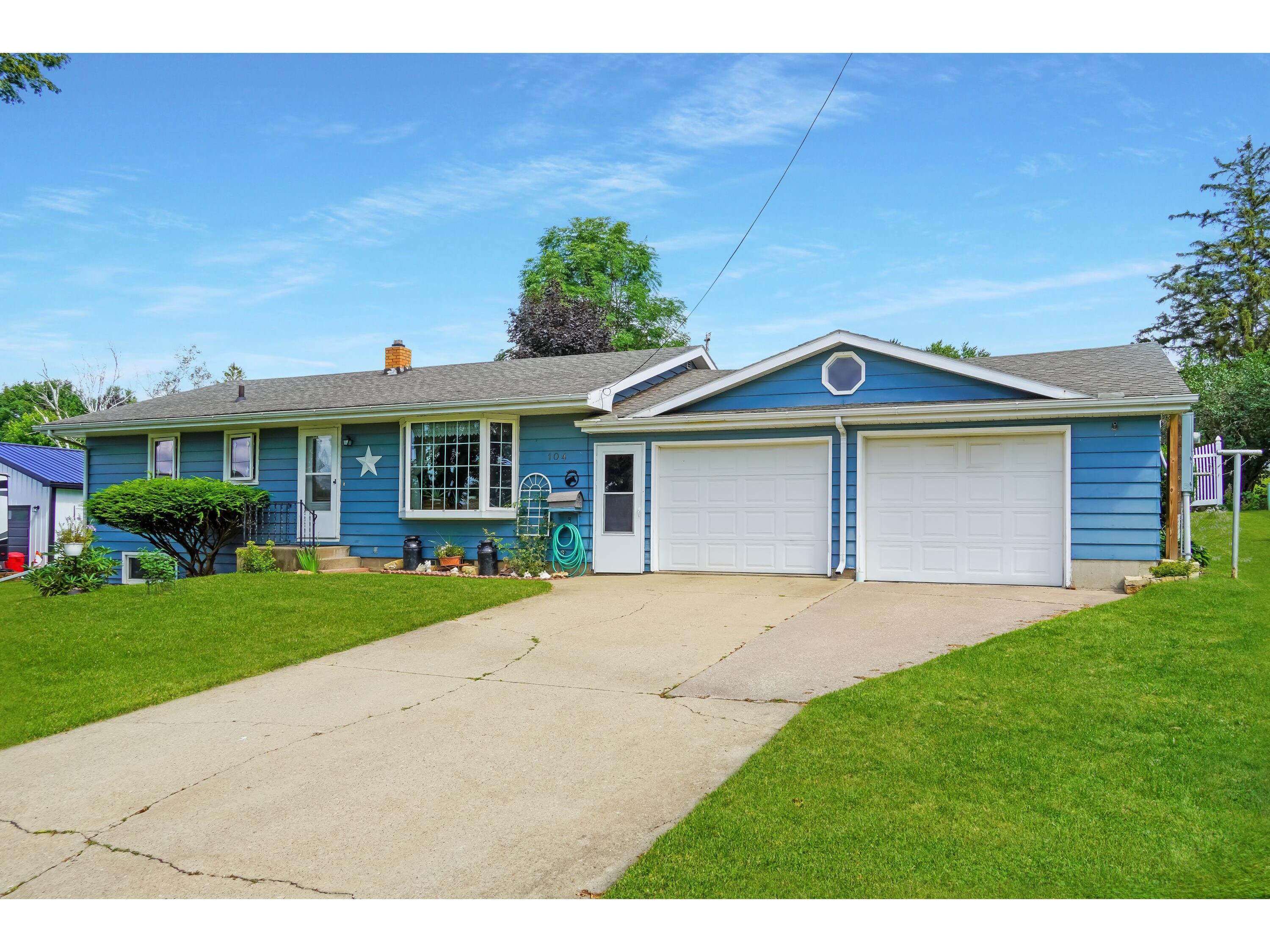 104 Elm Westby WI 54667 1927203 image1