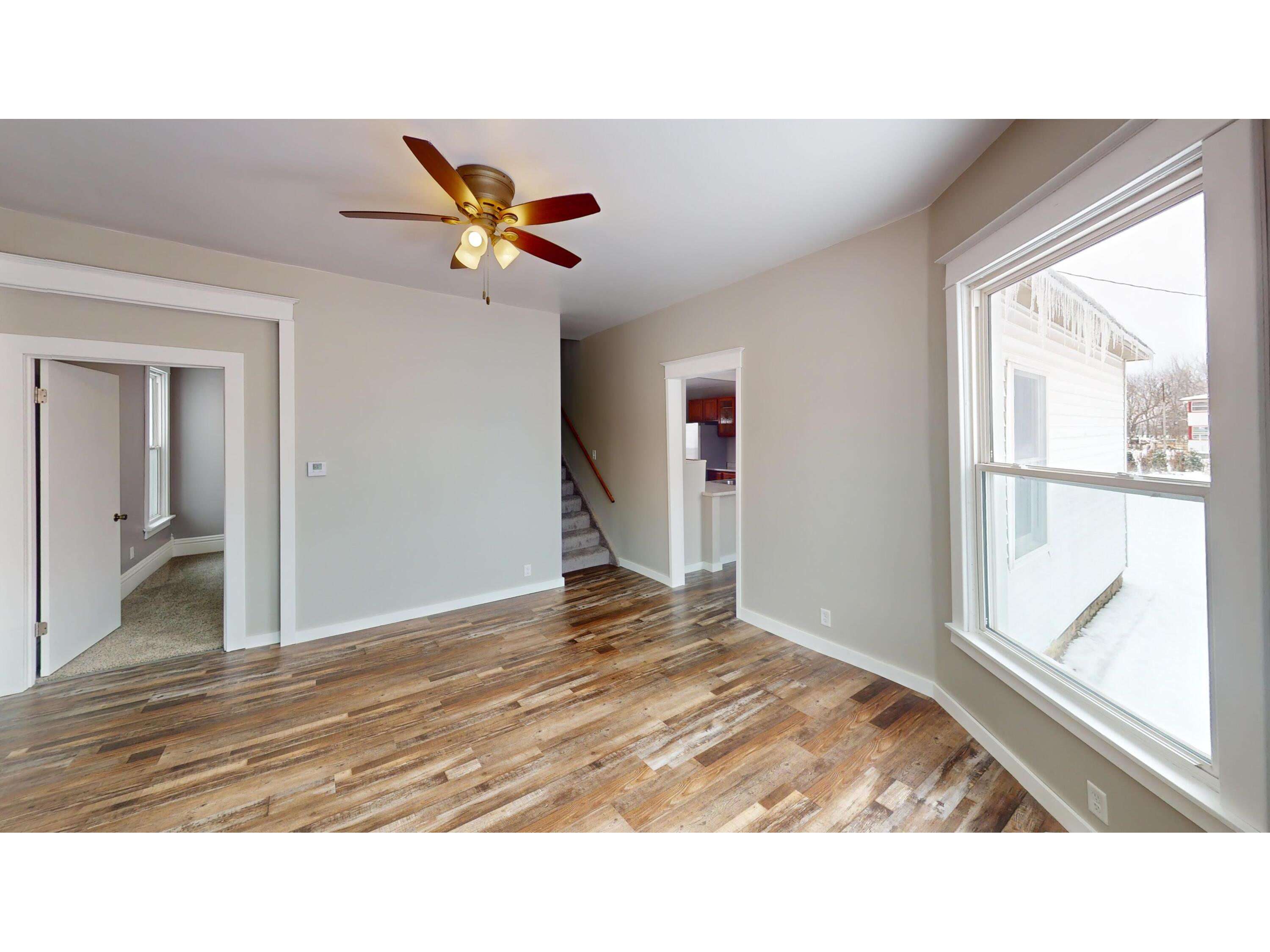 104 W 5th Cochrane WI 54622 1944500 image33