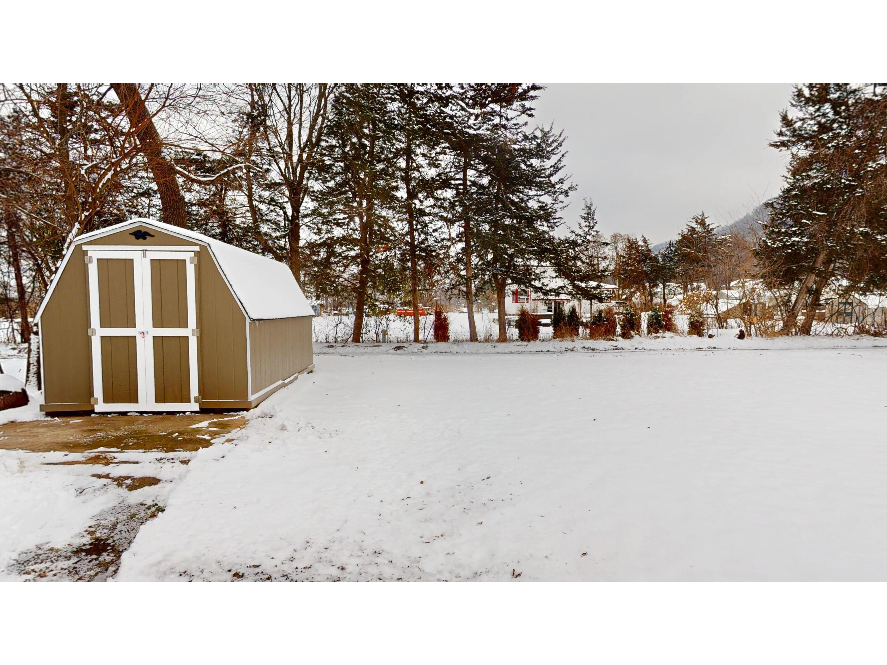 104 W 5th Cochrane WI 54622 1944500 image42