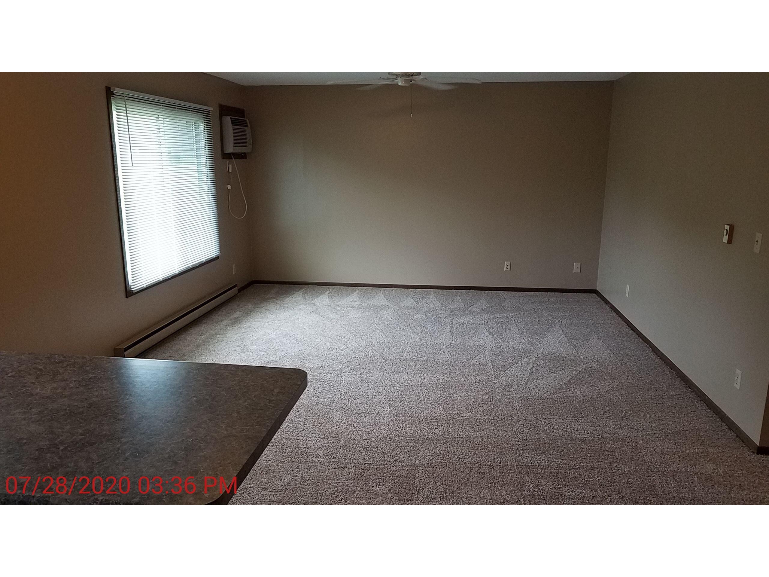 1040 Terrace #1042 Onalaska WI 54650 1939538 image8