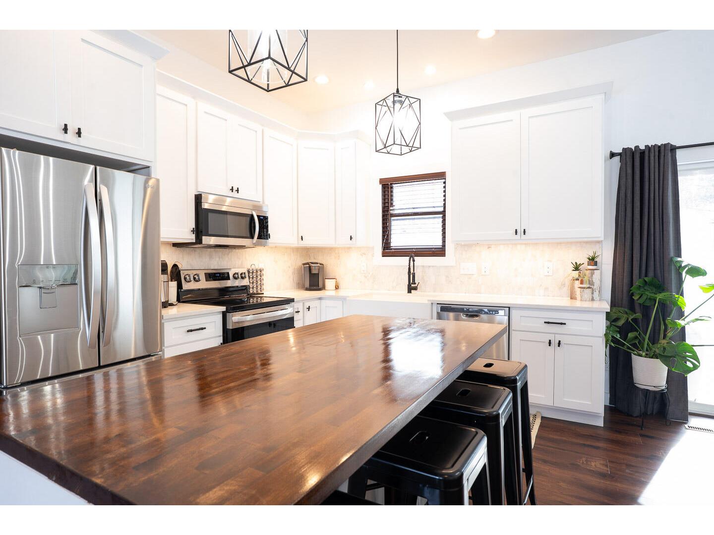 1043 John West Salem WI 54669 1948355 image10