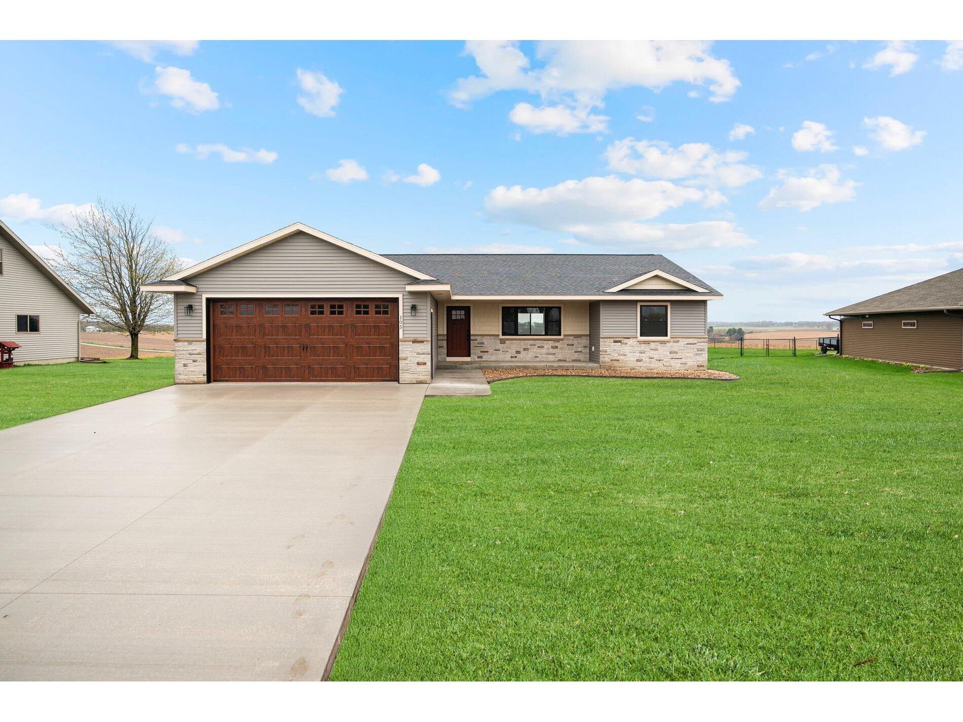 105 Majestic Westby WI 54667 1910042 image1