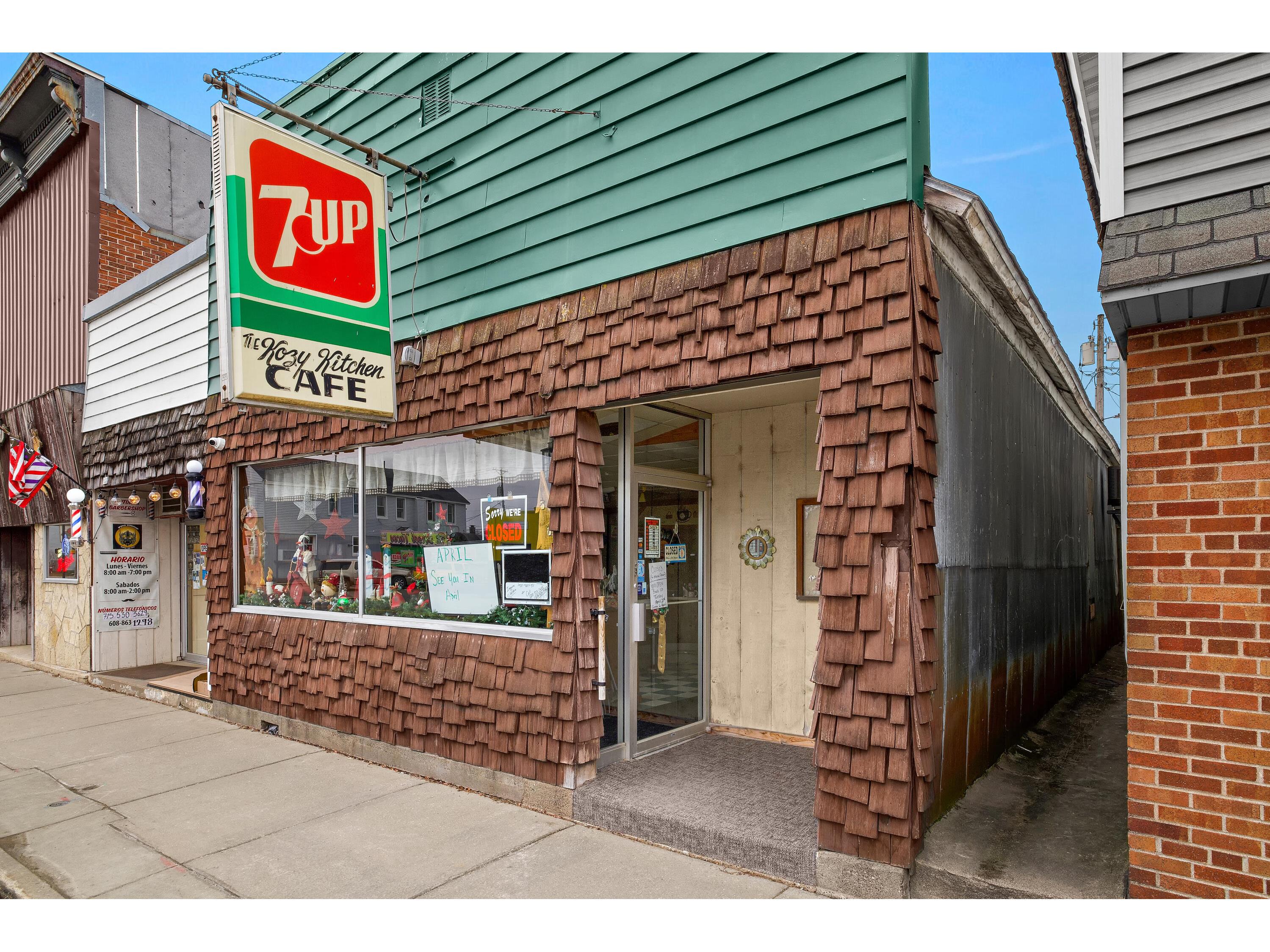 105 W Main Arcadia WI 54612 1861866 image1