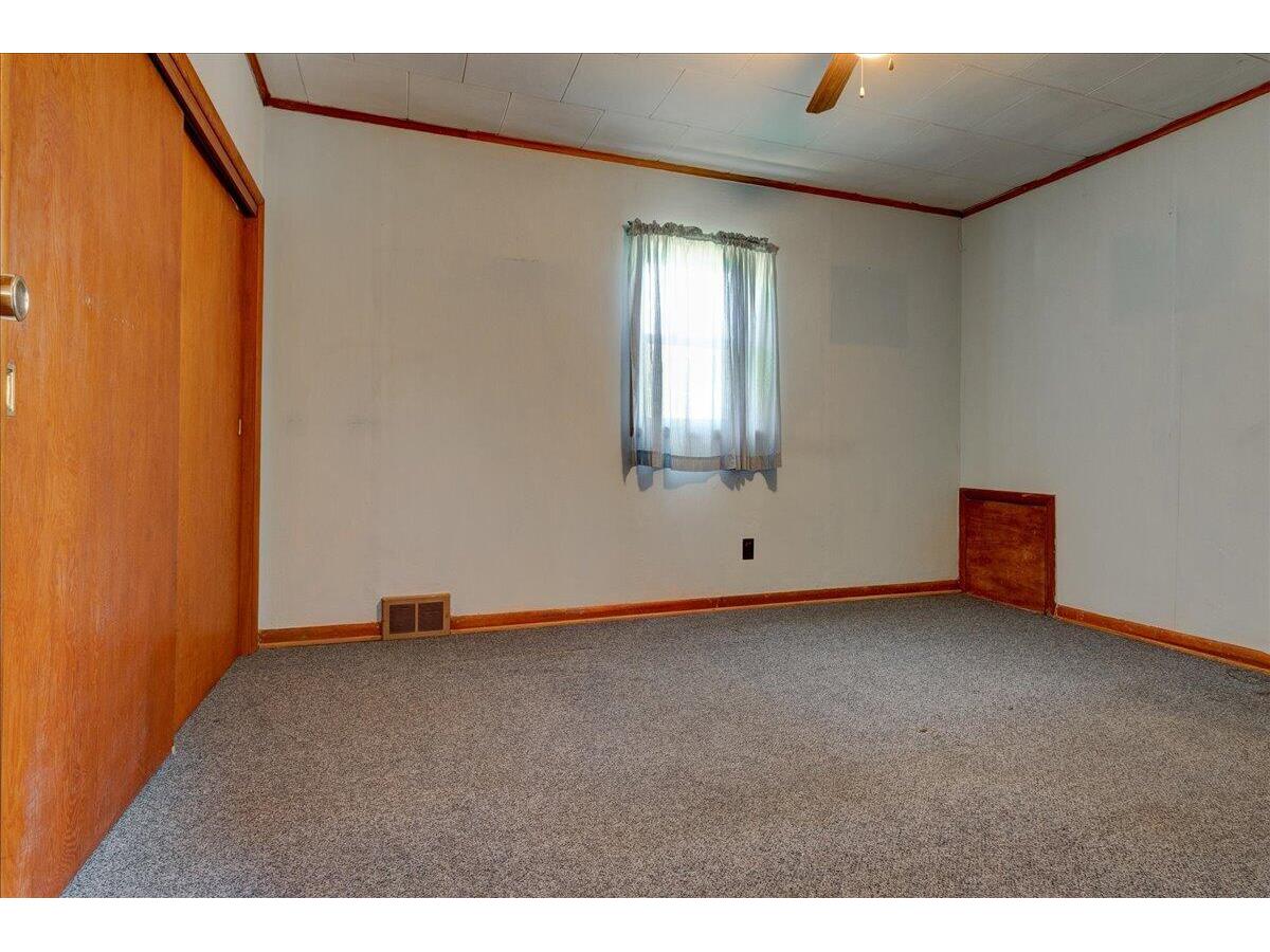 1053 Mitscher Hillsboro WI 54634 1965743 image15