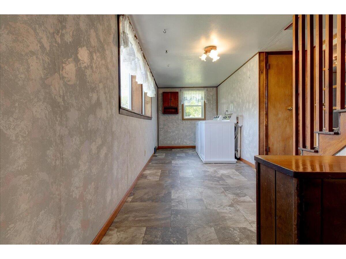 1053 Mitscher Hillsboro WI 54634 1965743 image19