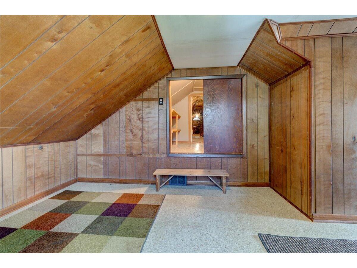 1053 Mitscher Hillsboro WI 54634 1965743 image25