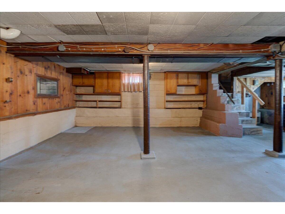 1053 Mitscher Hillsboro WI 54634 1965743 image40