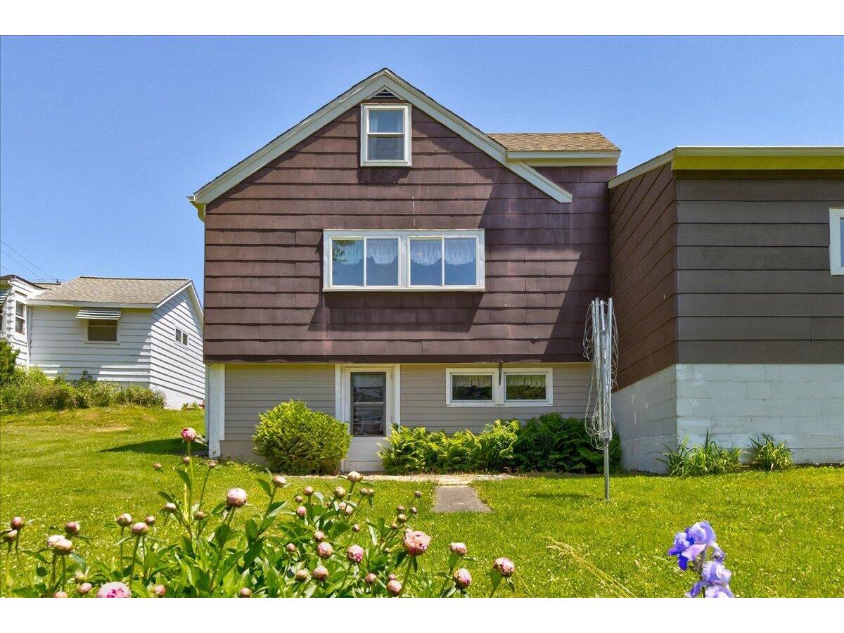 1053 Mitscher Hillsboro WI 54634 1965743 image46