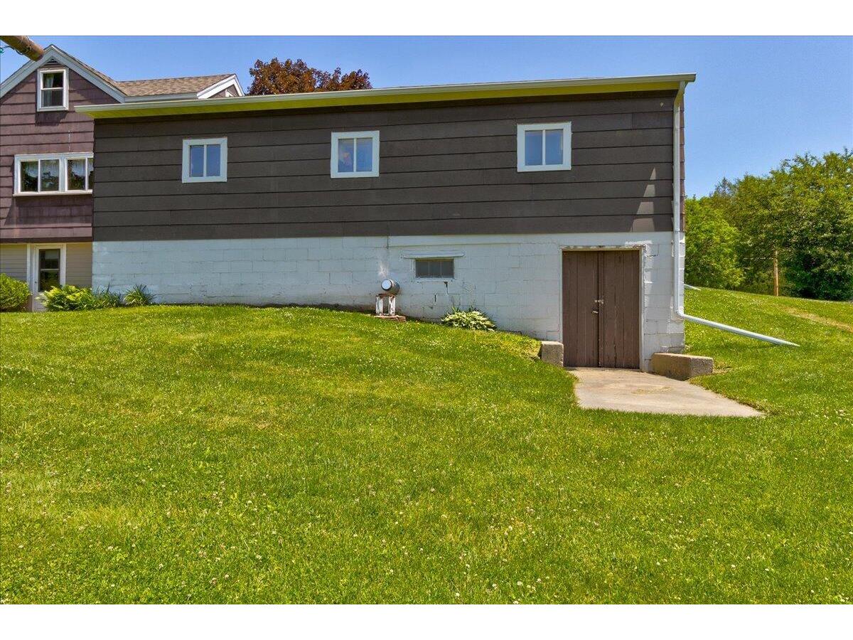 1053 Mitscher Hillsboro WI 54634 1965743 image47