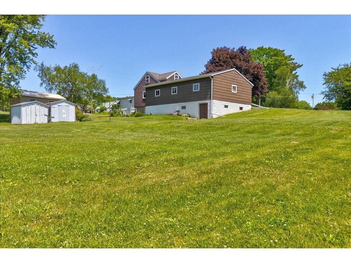 1053 Mitscher Hillsboro WI 54634 1965743 image48