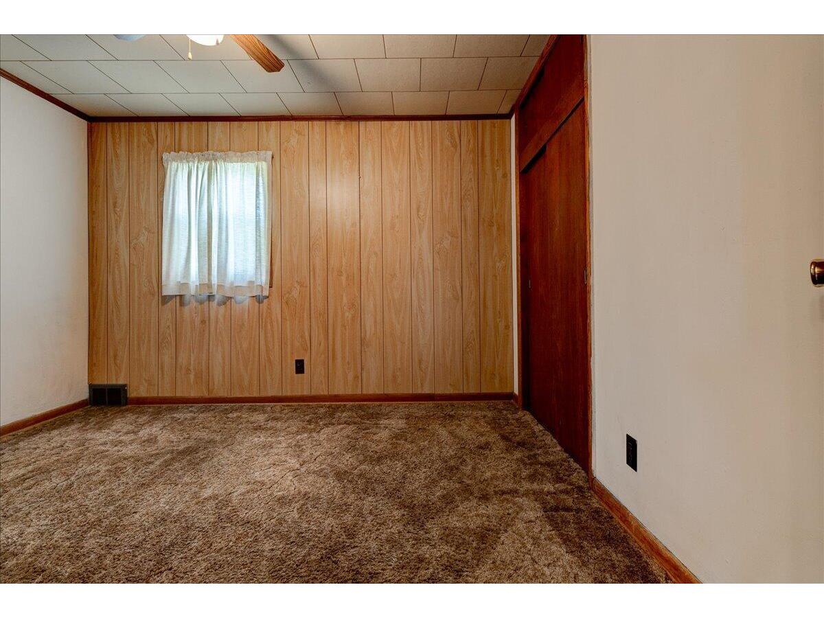 1053 Mitscher Hillsboro WI 54634 1965743 image9
