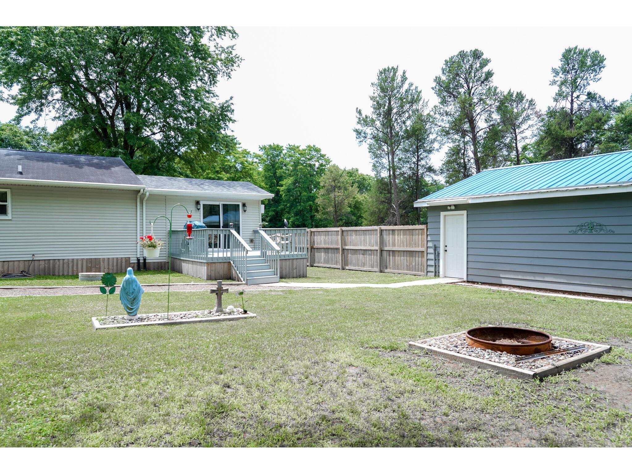 10560 Harmony Angelo WI 54656 1969557 image37