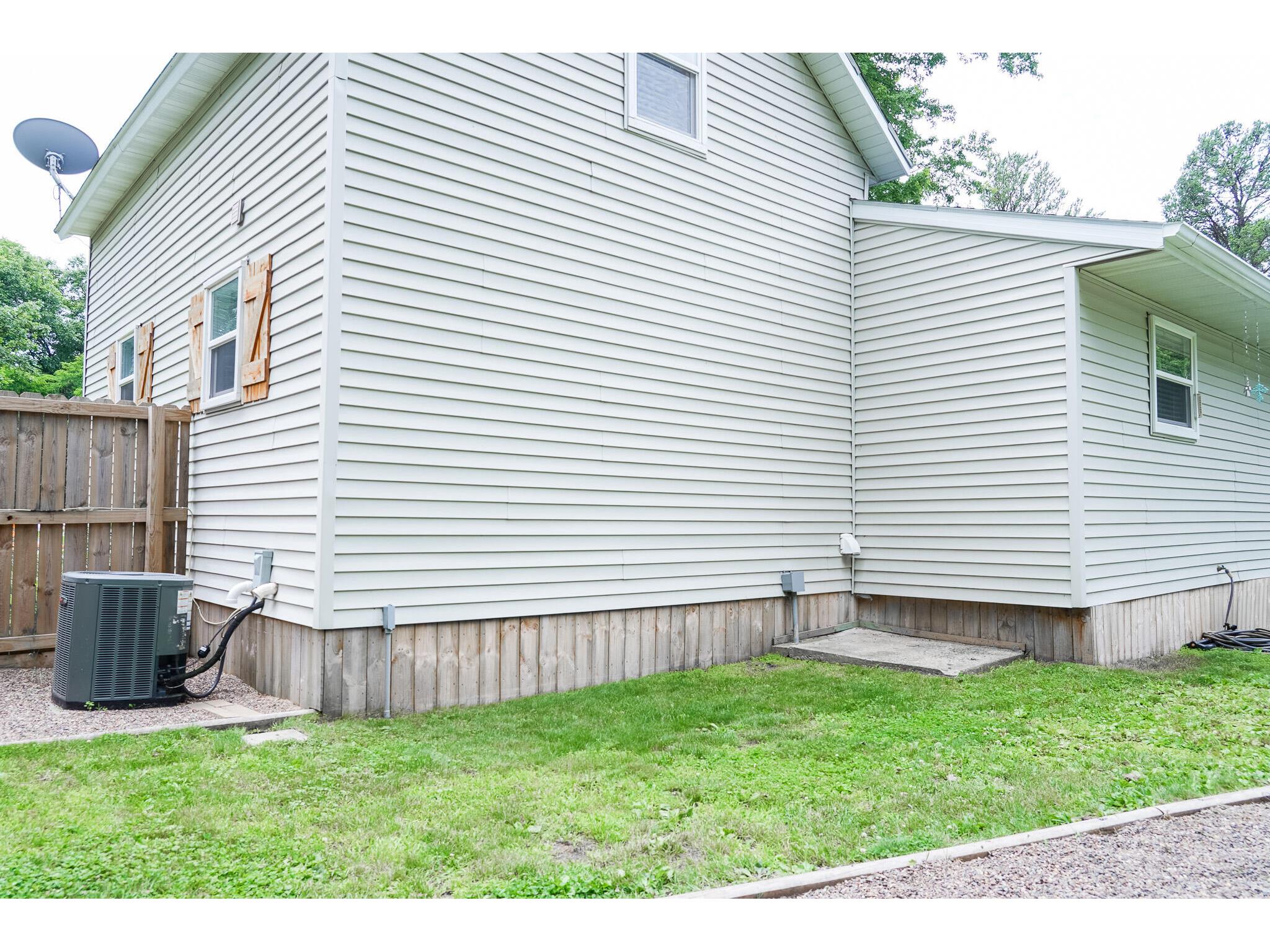 10560 Harmony Angelo WI 54656 1969557 image38