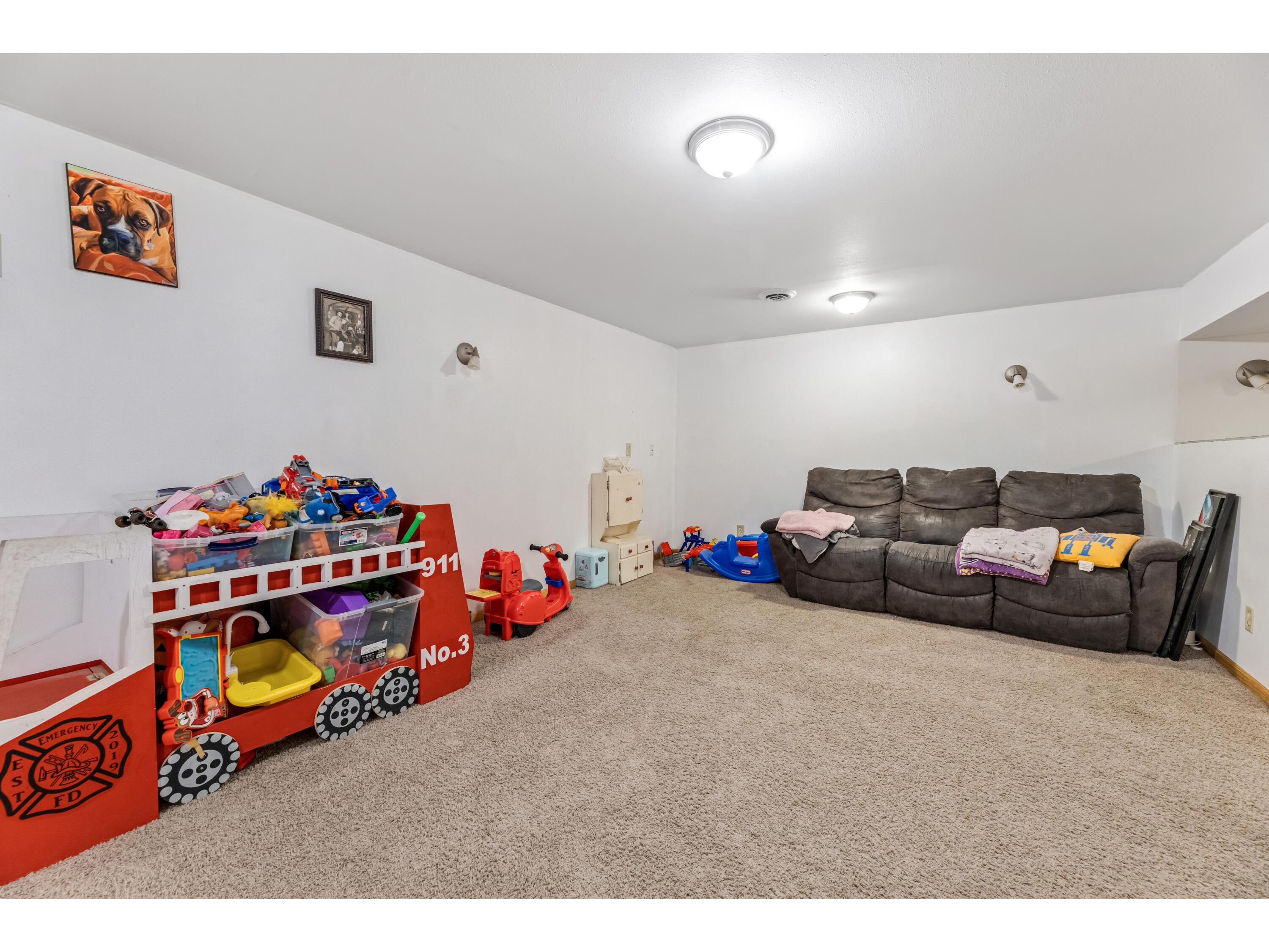 107 S 6th Black River Falls WI 54615 1965599 image10
