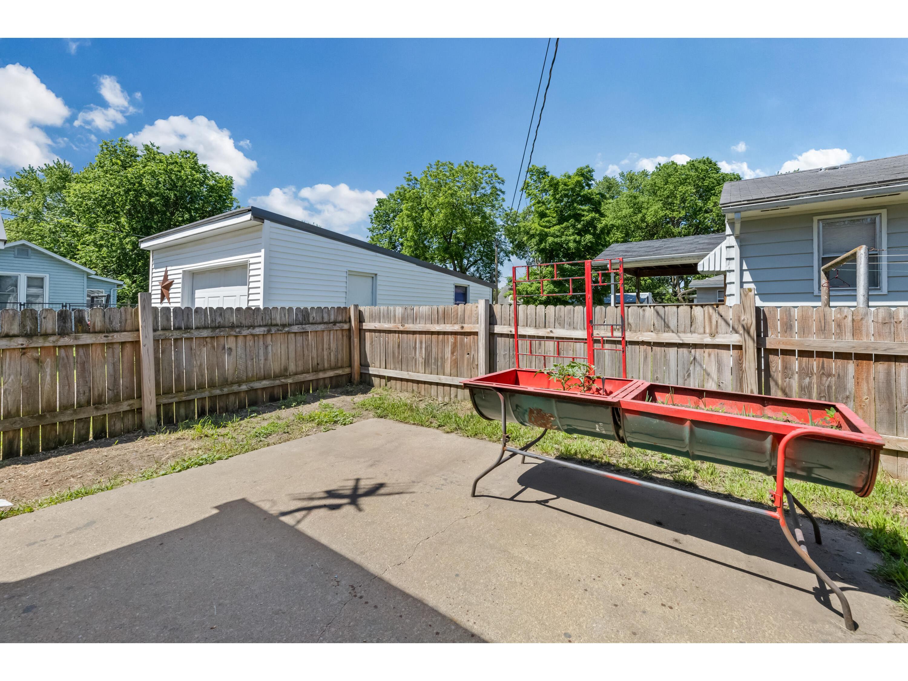 107 S 6th Black River Falls WI 54615 1965599 image13