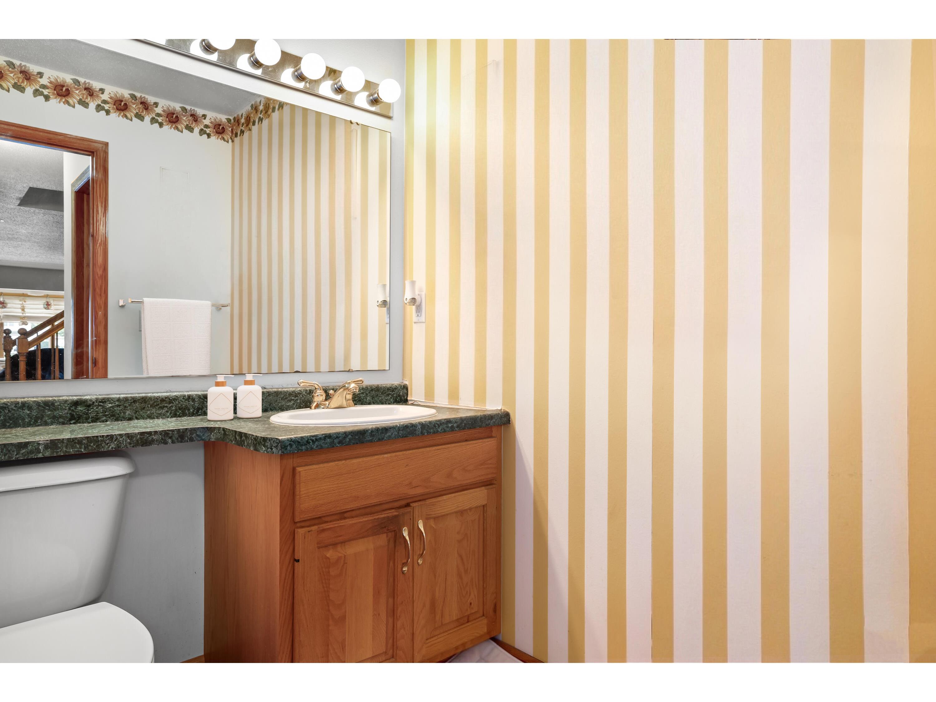 1075 Lauderdale Onalaska WI 54650 1955392 image15