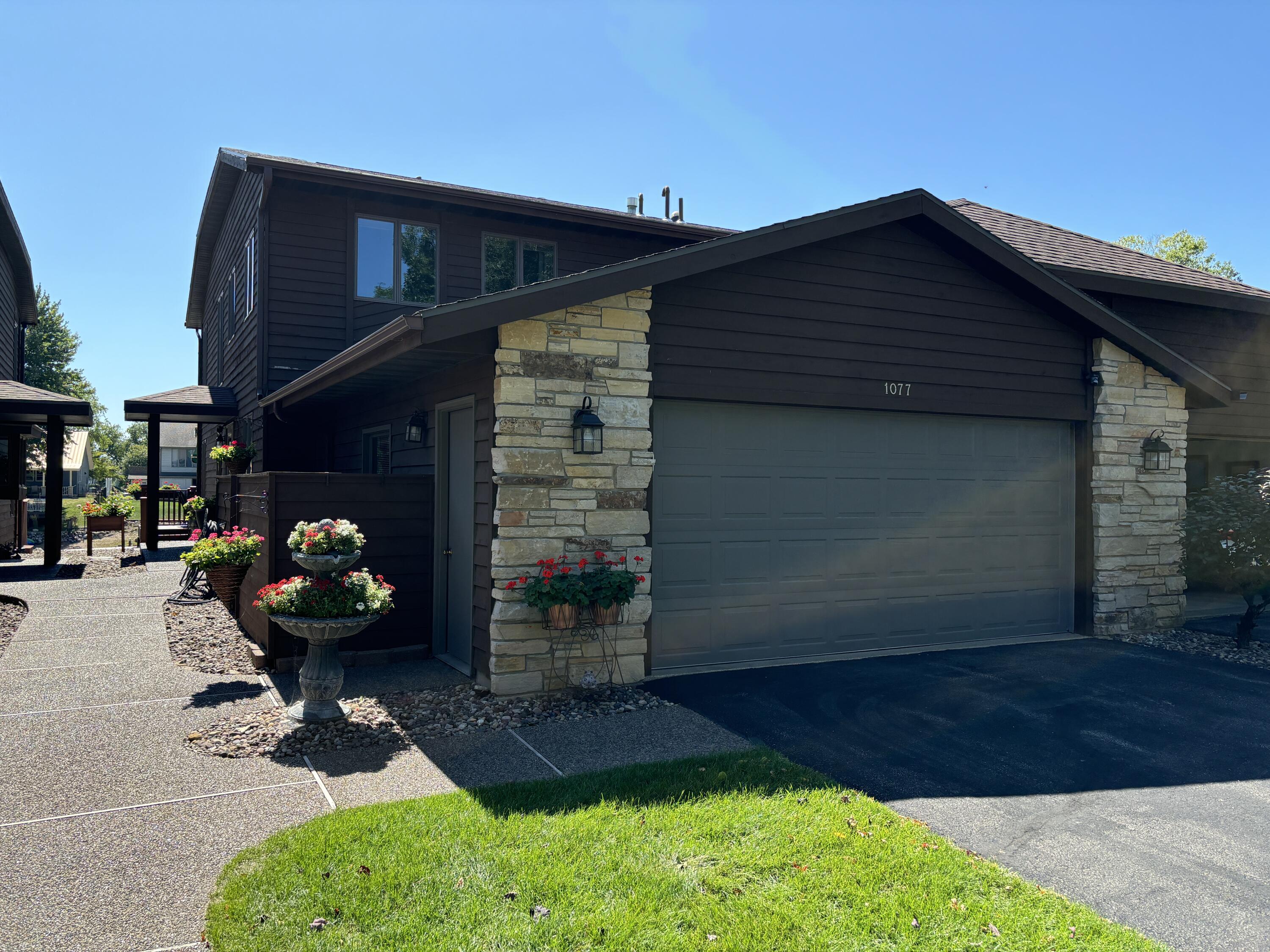 1077 Lauderdale Onalaska WI 54650 1889637 image1